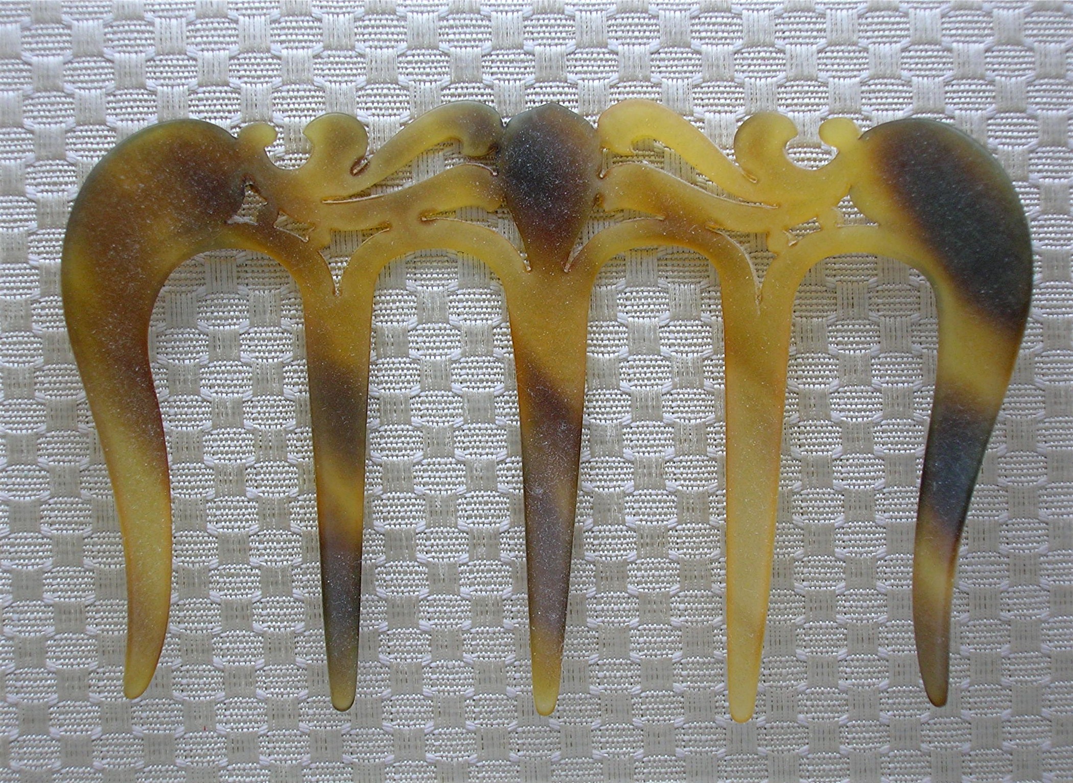 Plastic Lucite Tortoise Vintage 4 Inch Hair Comb