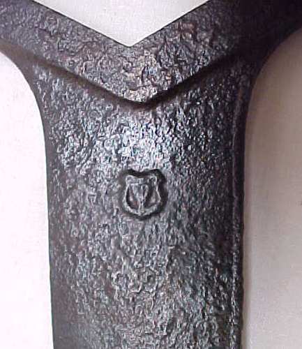 Double Ended Wrench Box / Open