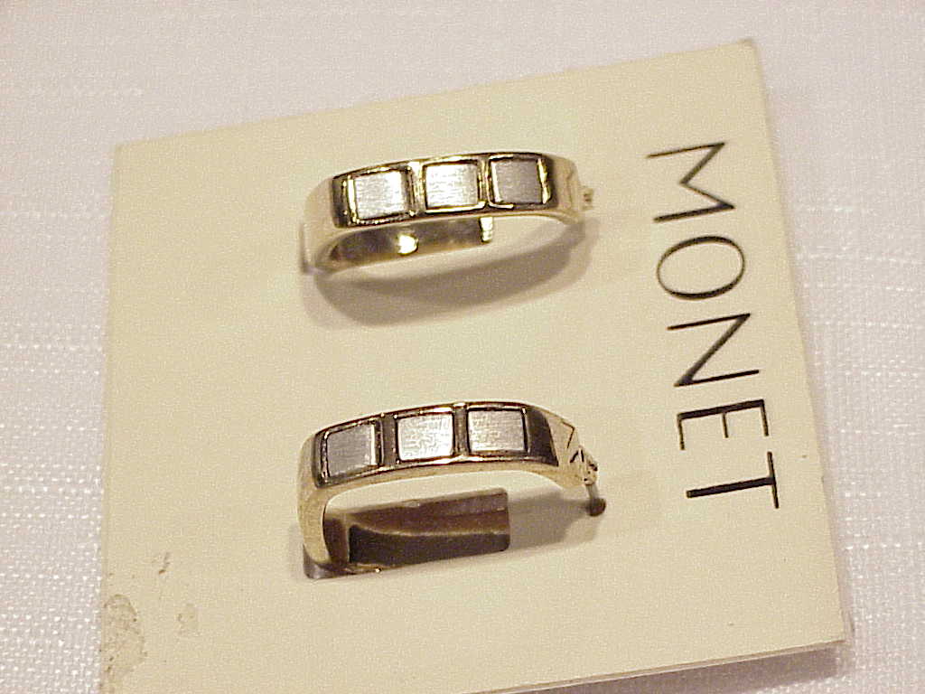 Monet Gold And Silver Tone Necklace And Pierced Earrings Set - Nwt