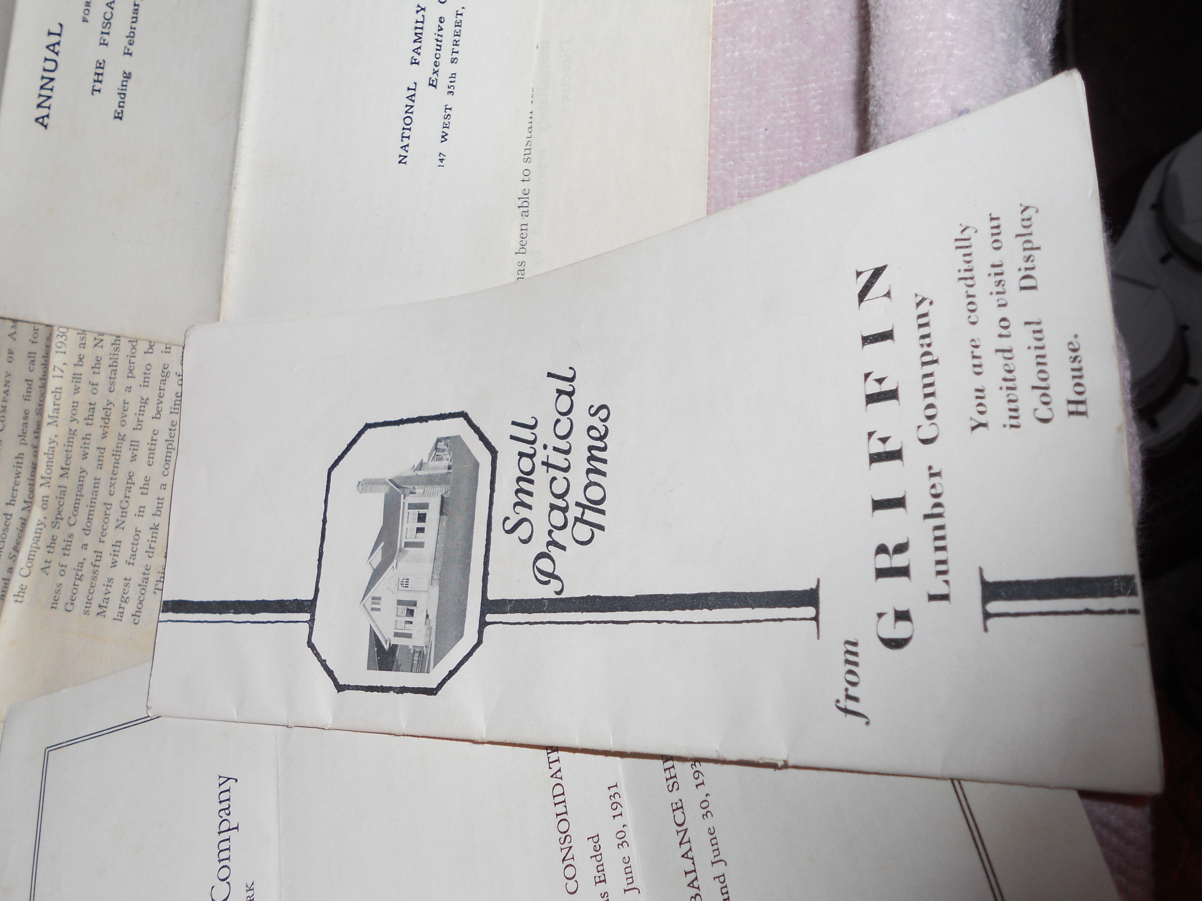 Paper Variety Lot 8 Pieces