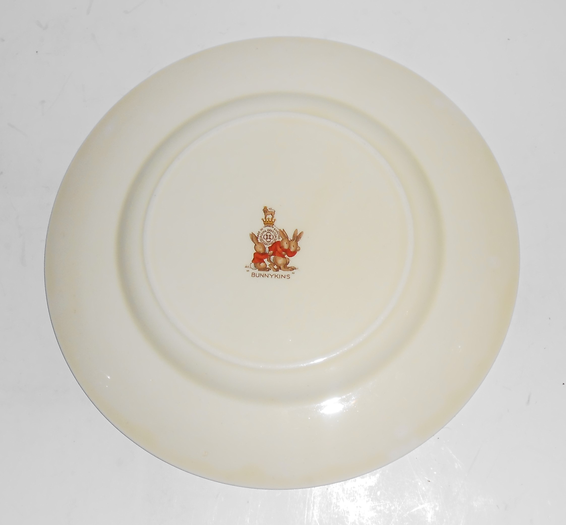 Royal Doulton China Bunnykins Piggly's Store 7-5/8'' Pl