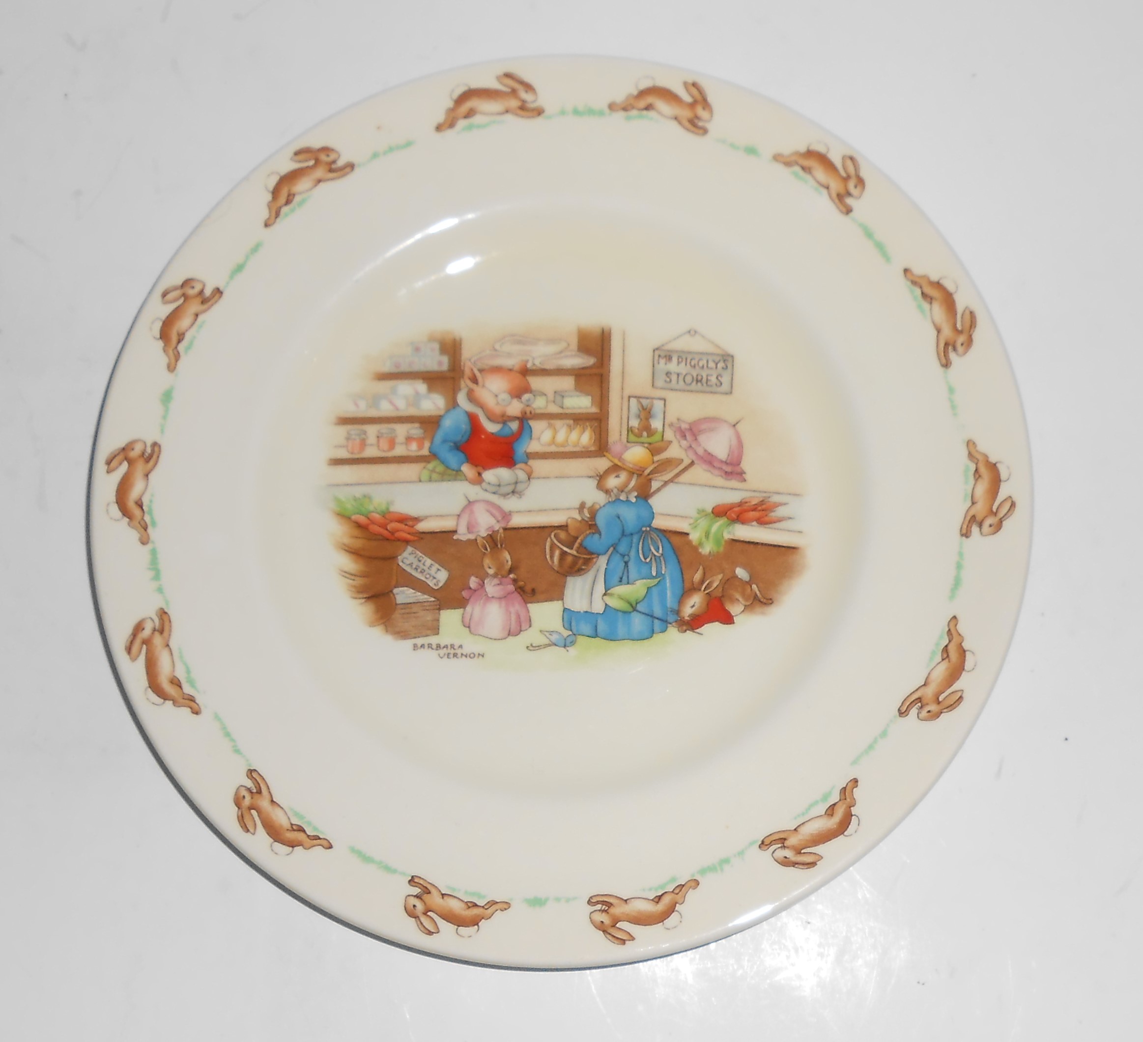 Royal Doulton China Bunnykins Piggly's Store 7-5/8'' Pl