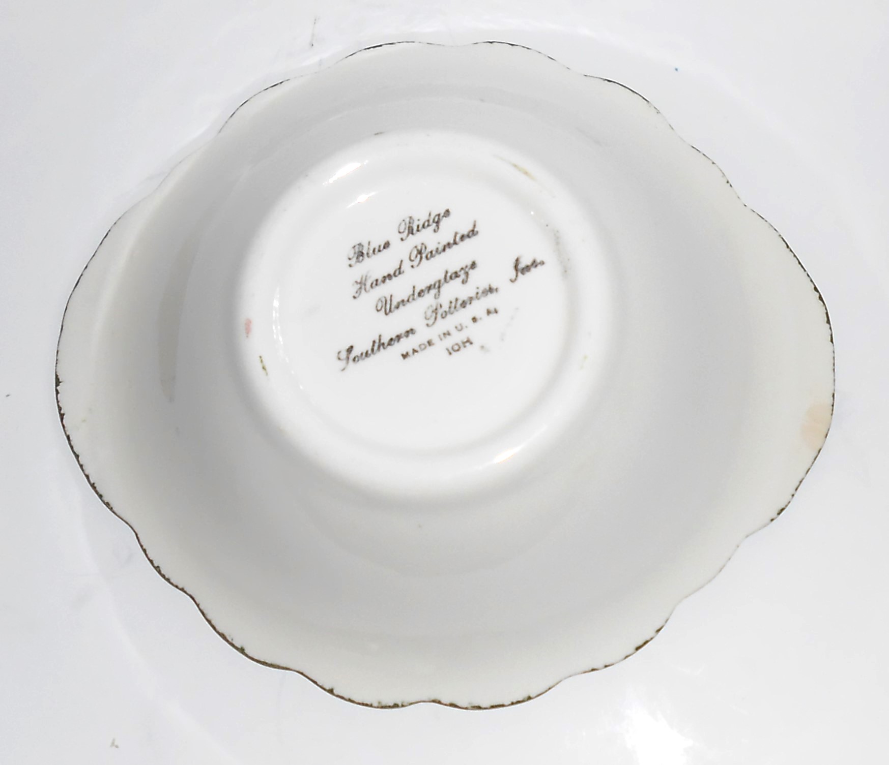 Blue Ridge Southern Potteries Big Apple Tab Handle Soup