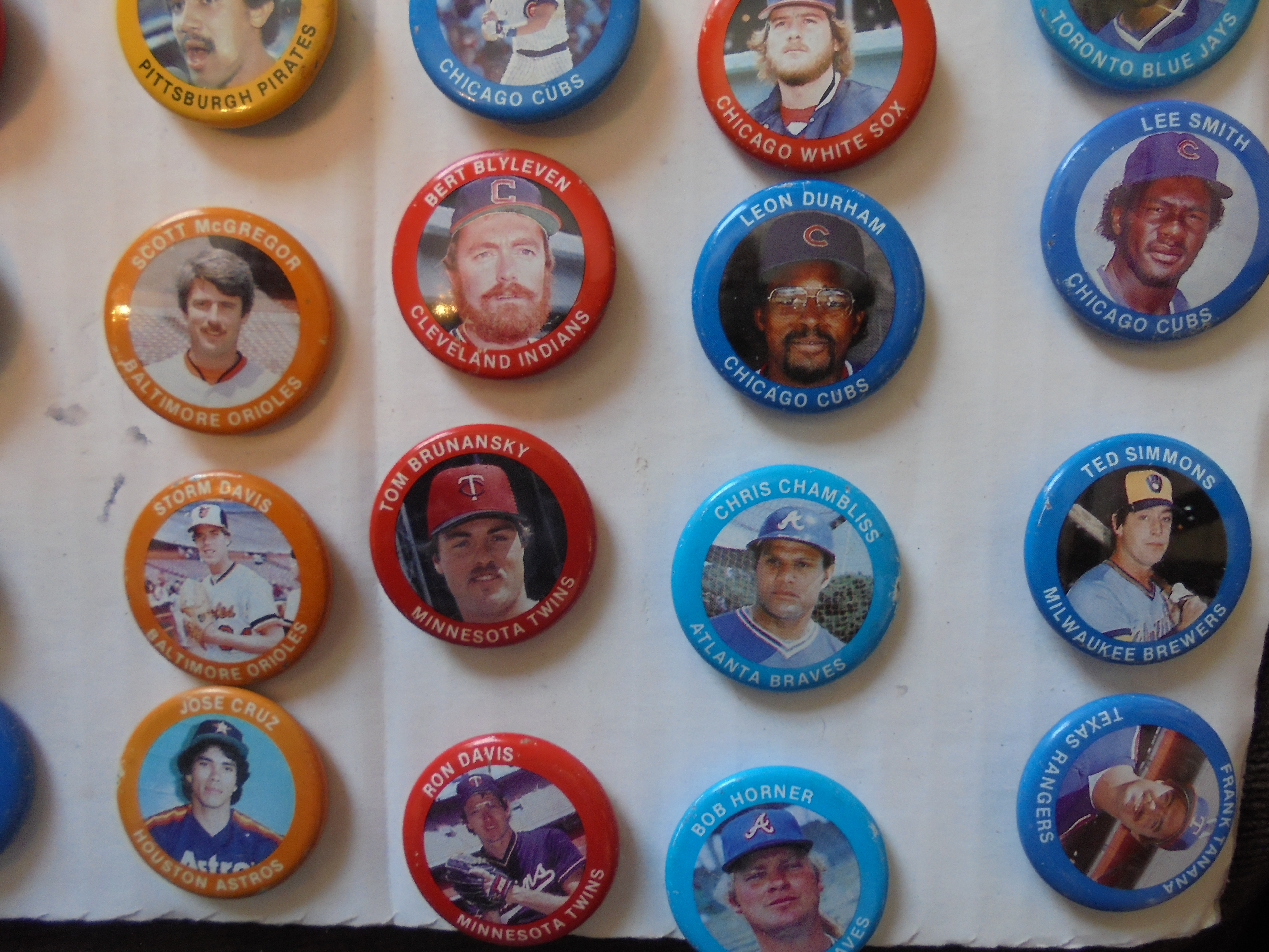 Baseball Players Pin Back Buttons 1984 lot 56