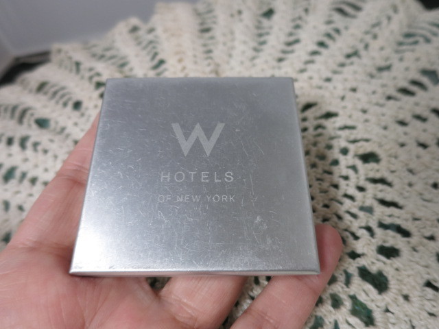 Vintage W hotels of New York Mirror Compact