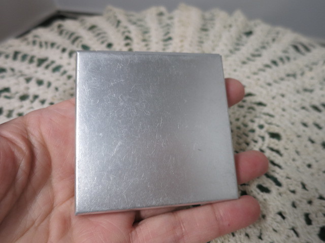 Vintage W hotels of New York Mirror Compact