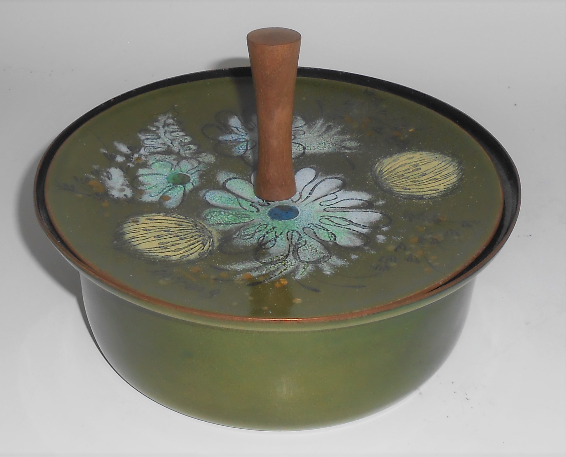 Sascha Brastoff Pottery Enamelled Copper Covered Box