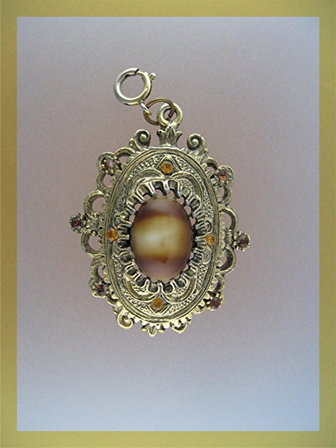CELEBRITY Tigerseye Gold Filigree Crystal Pendant