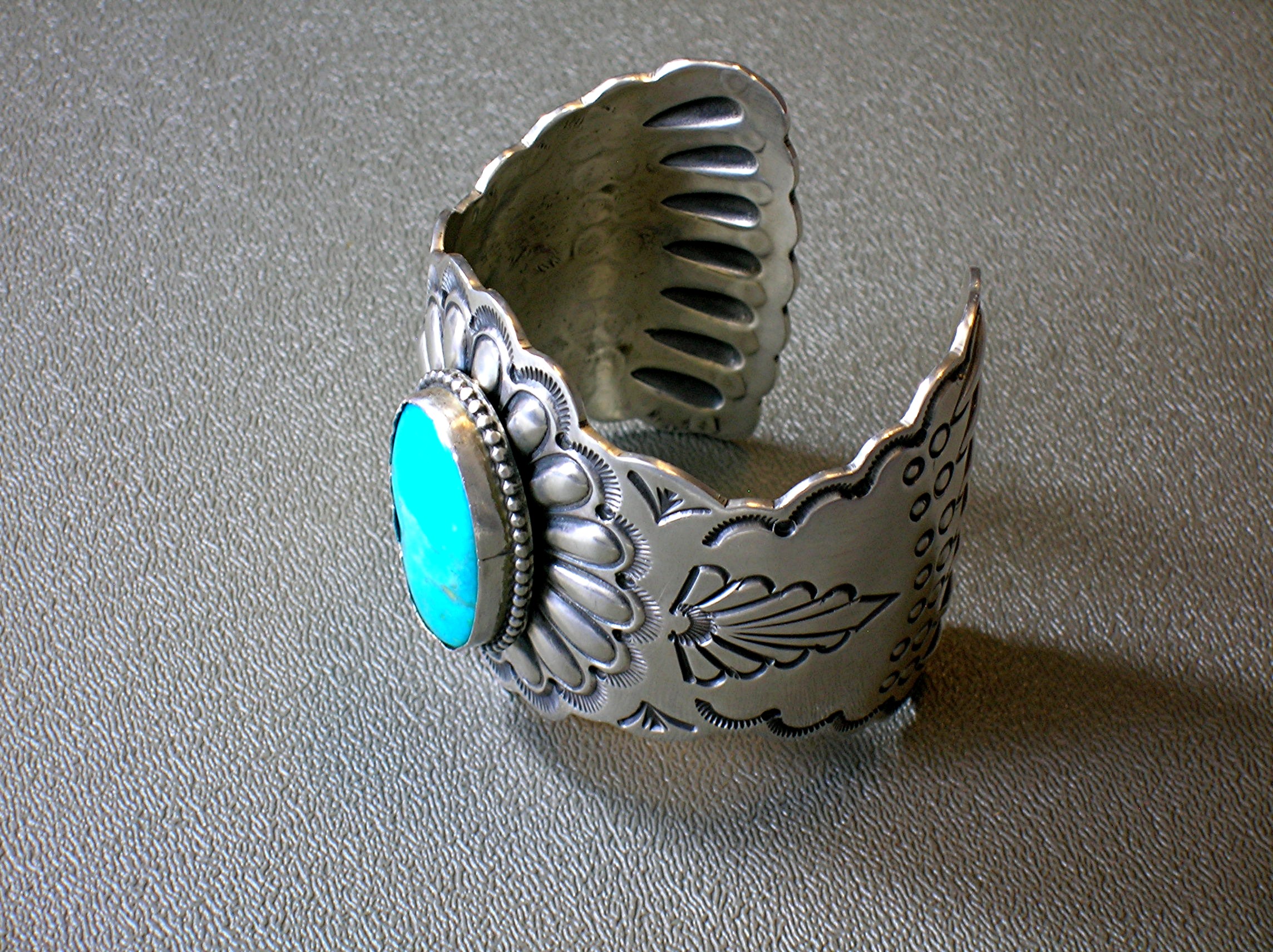 Navajo Sterling Silver Kingman Turquoise Bracelet