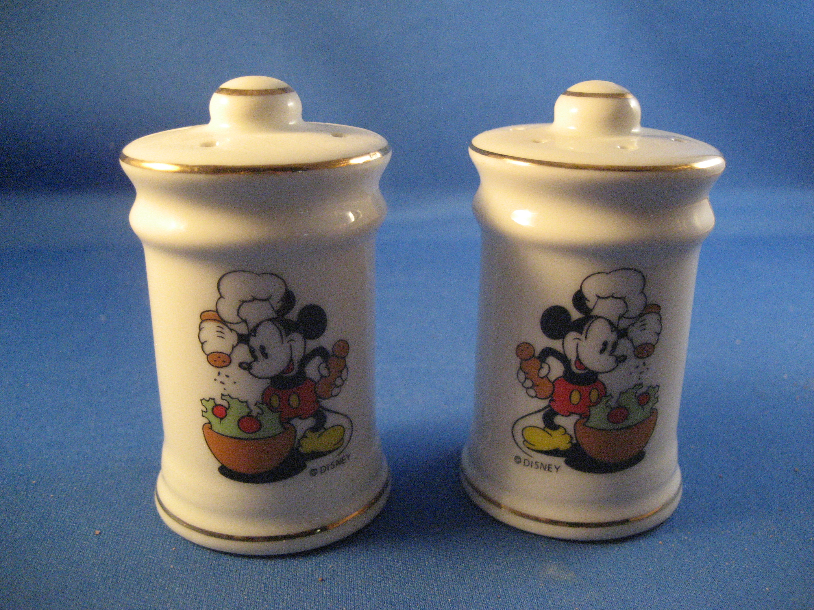 Midkey Mouse Salt and Pepper Set