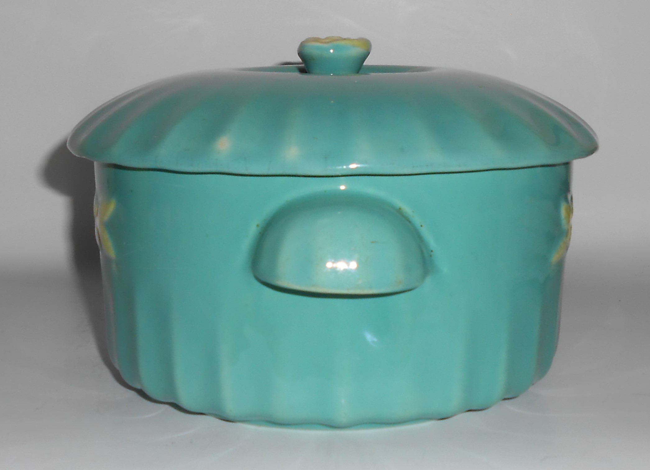Coors Pottery Rosebud Green Large Dutch Casserole