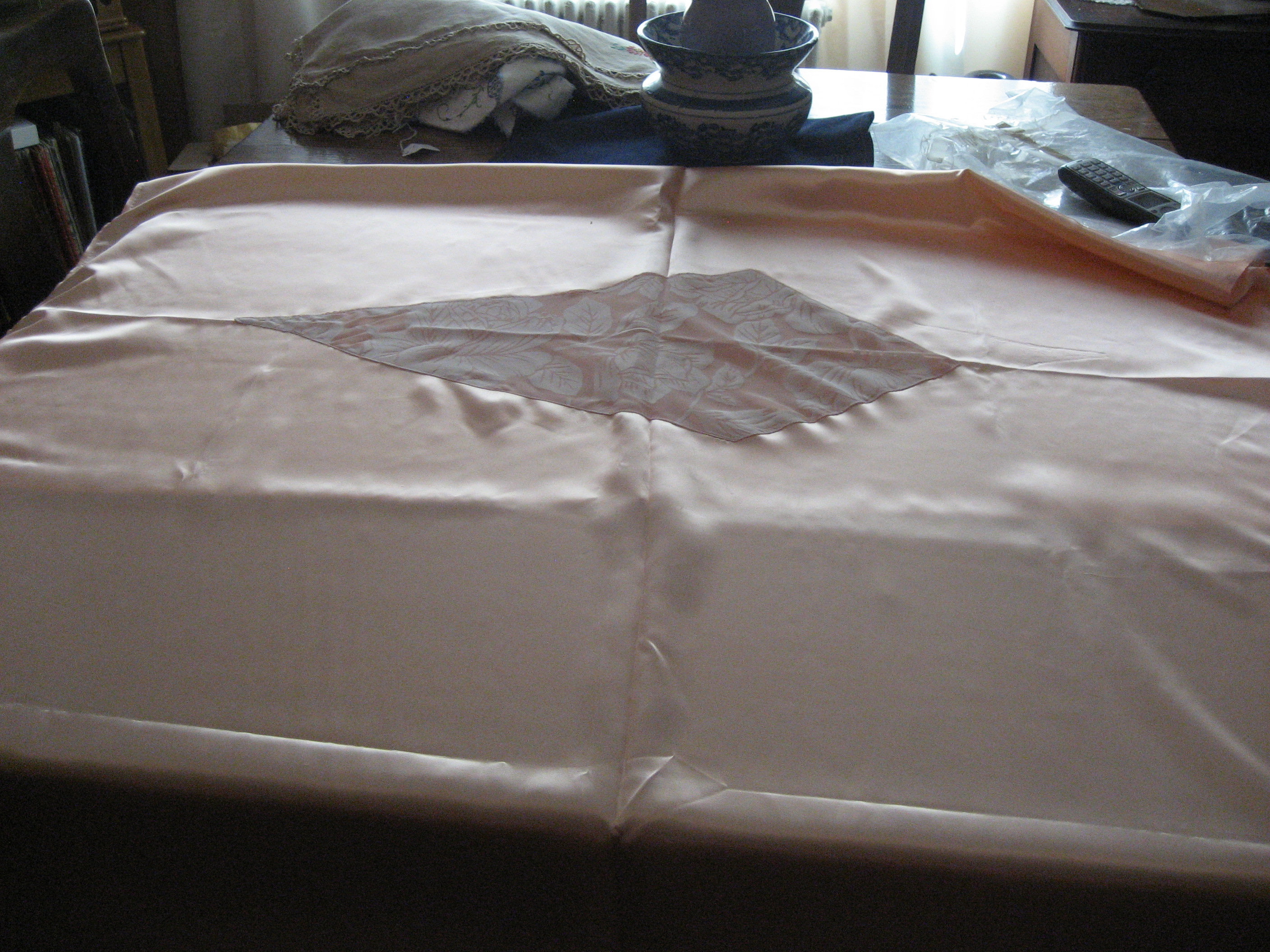 Peach Silk Table Cloth