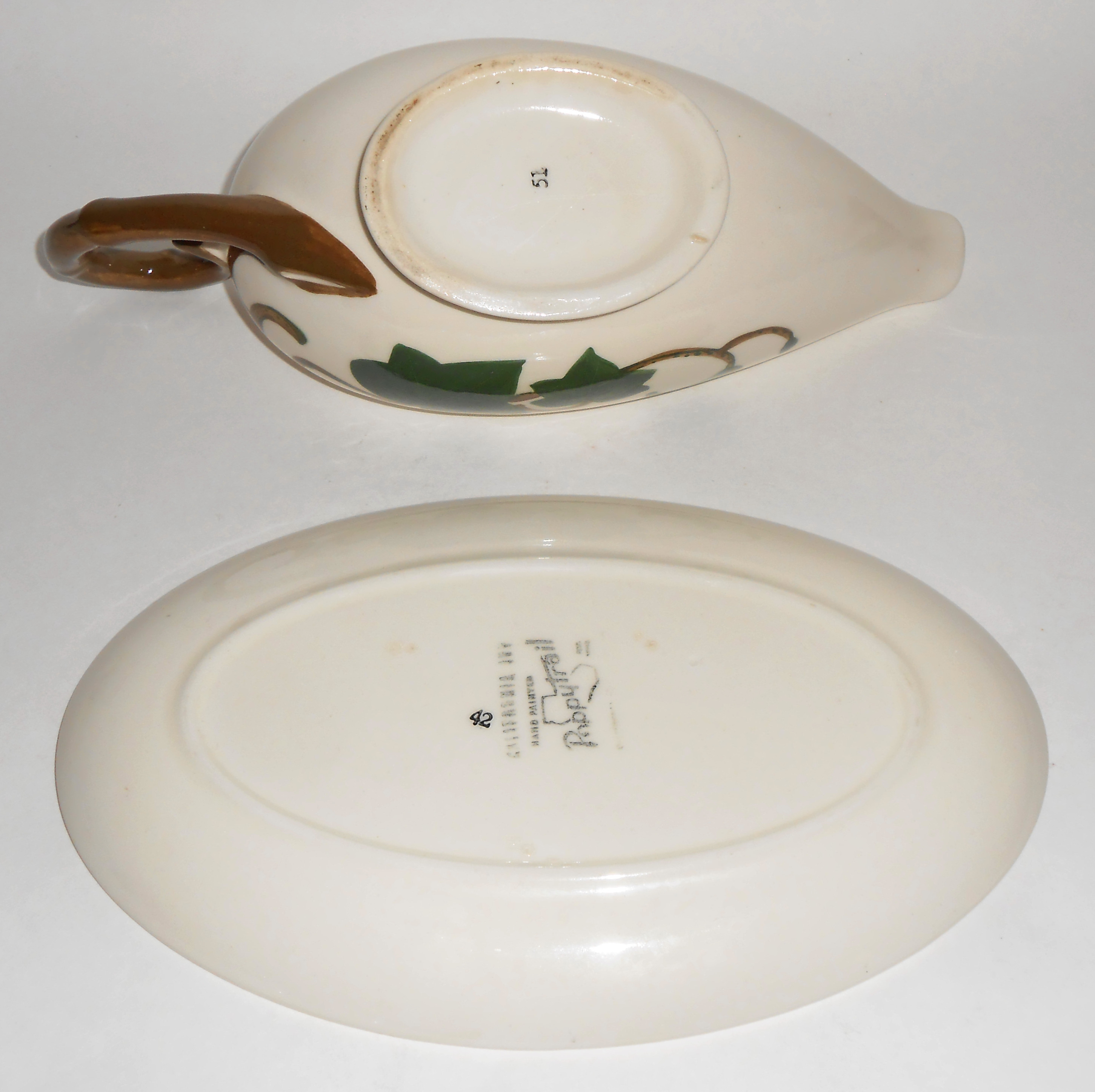 Metlox Pottery Poppy Trail Ivy Gravy W/Underplate