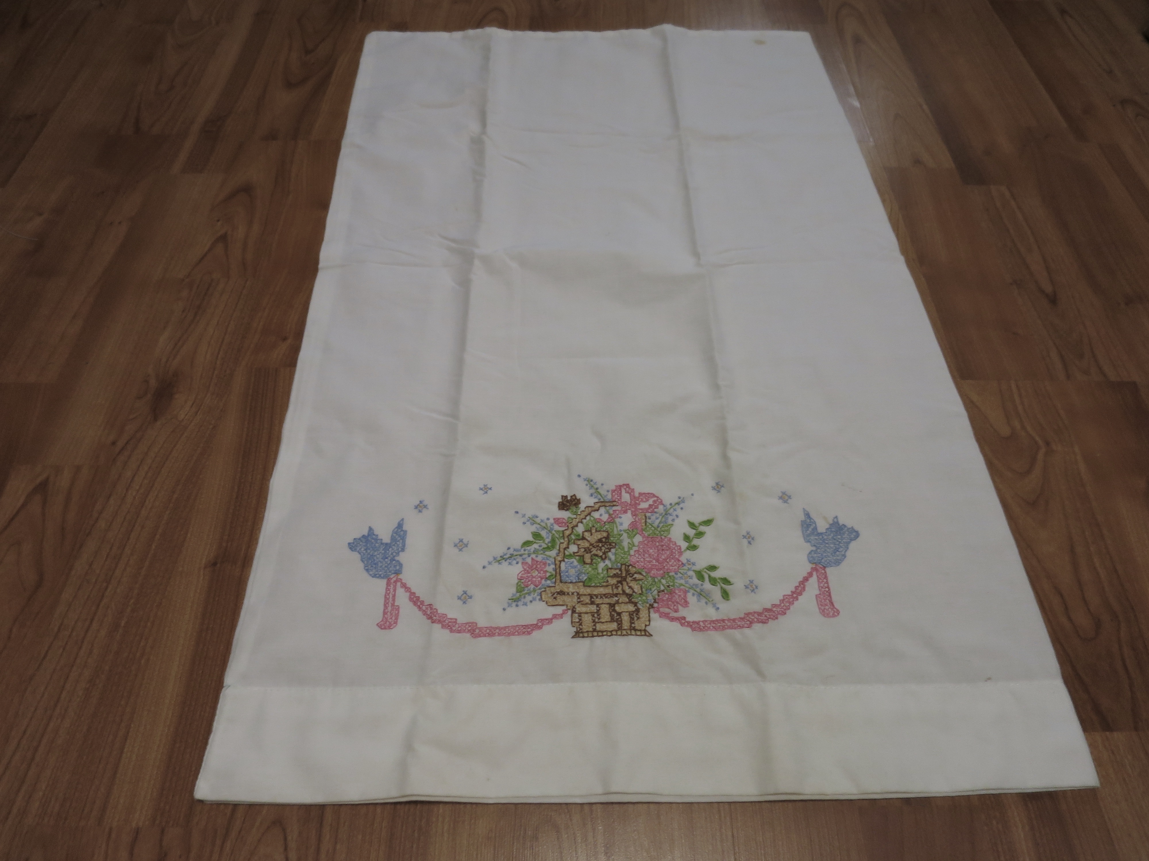 Vintage Embroidered Pilowcase set of 2 Flower Basket