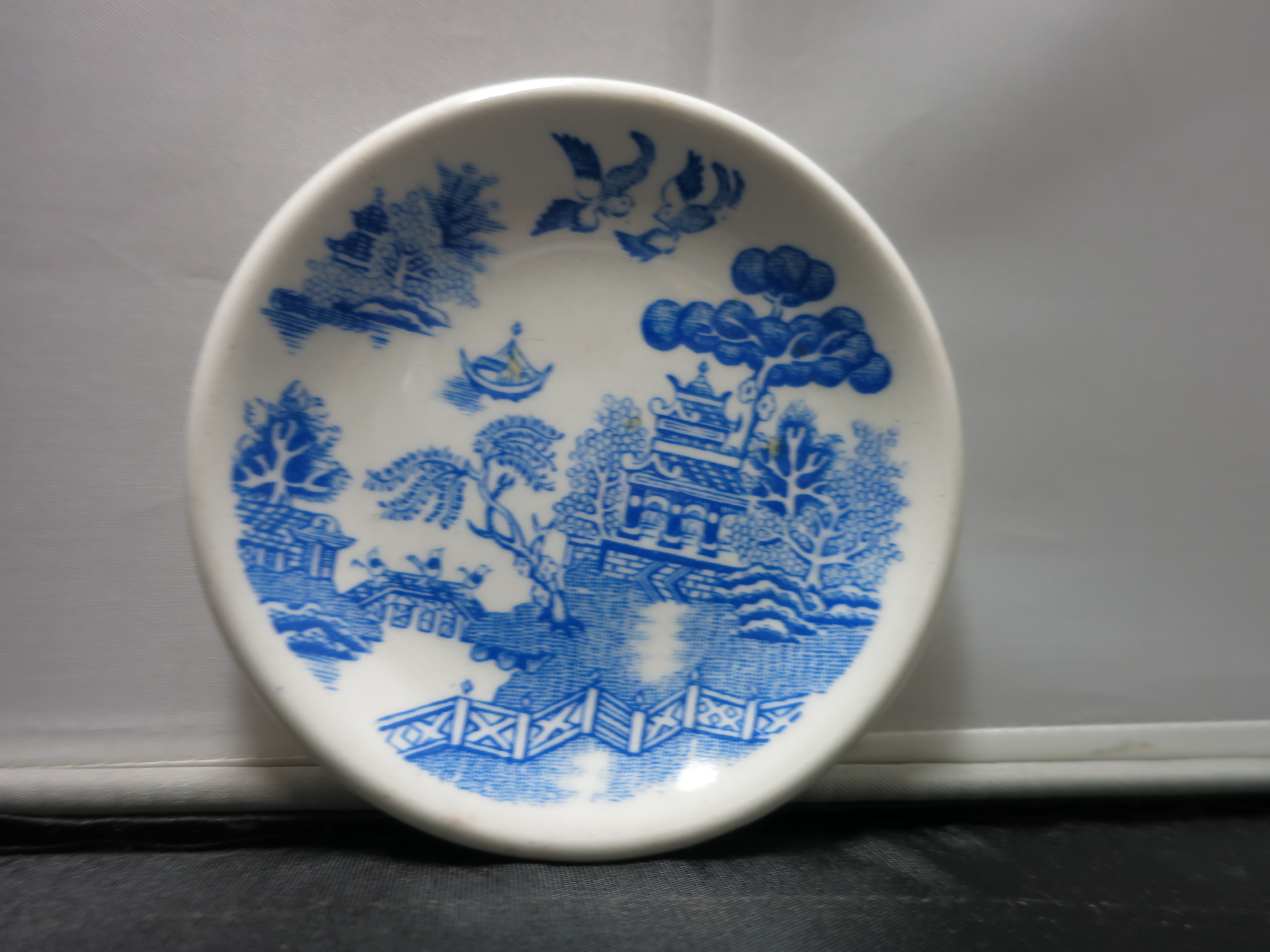 Dunn Bennett & Co Ltd Blue Willow Butter Pat