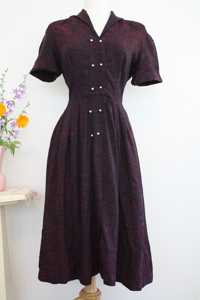 1930 Black and Red Dress