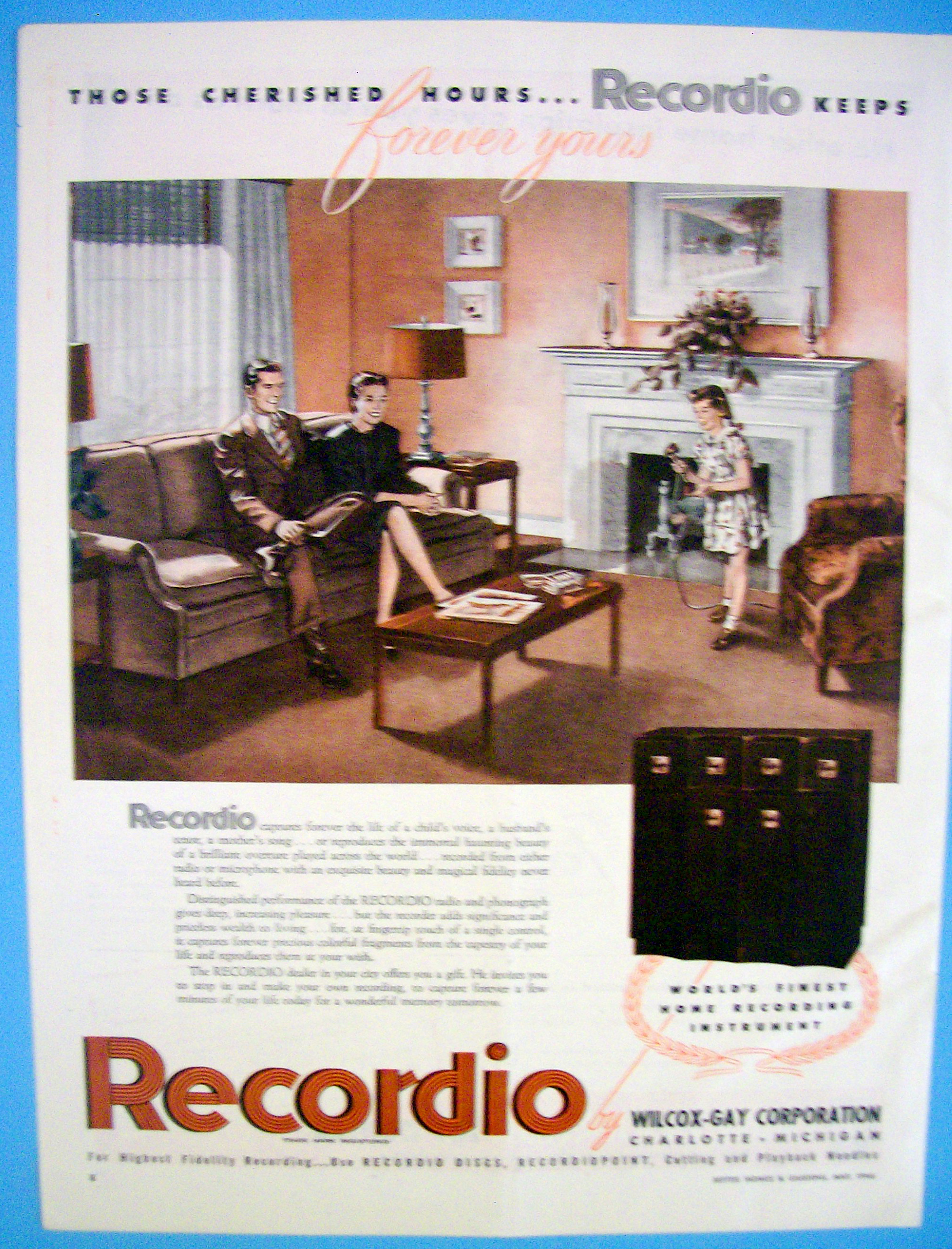 1946 Recordio with Parents Listening to Girl