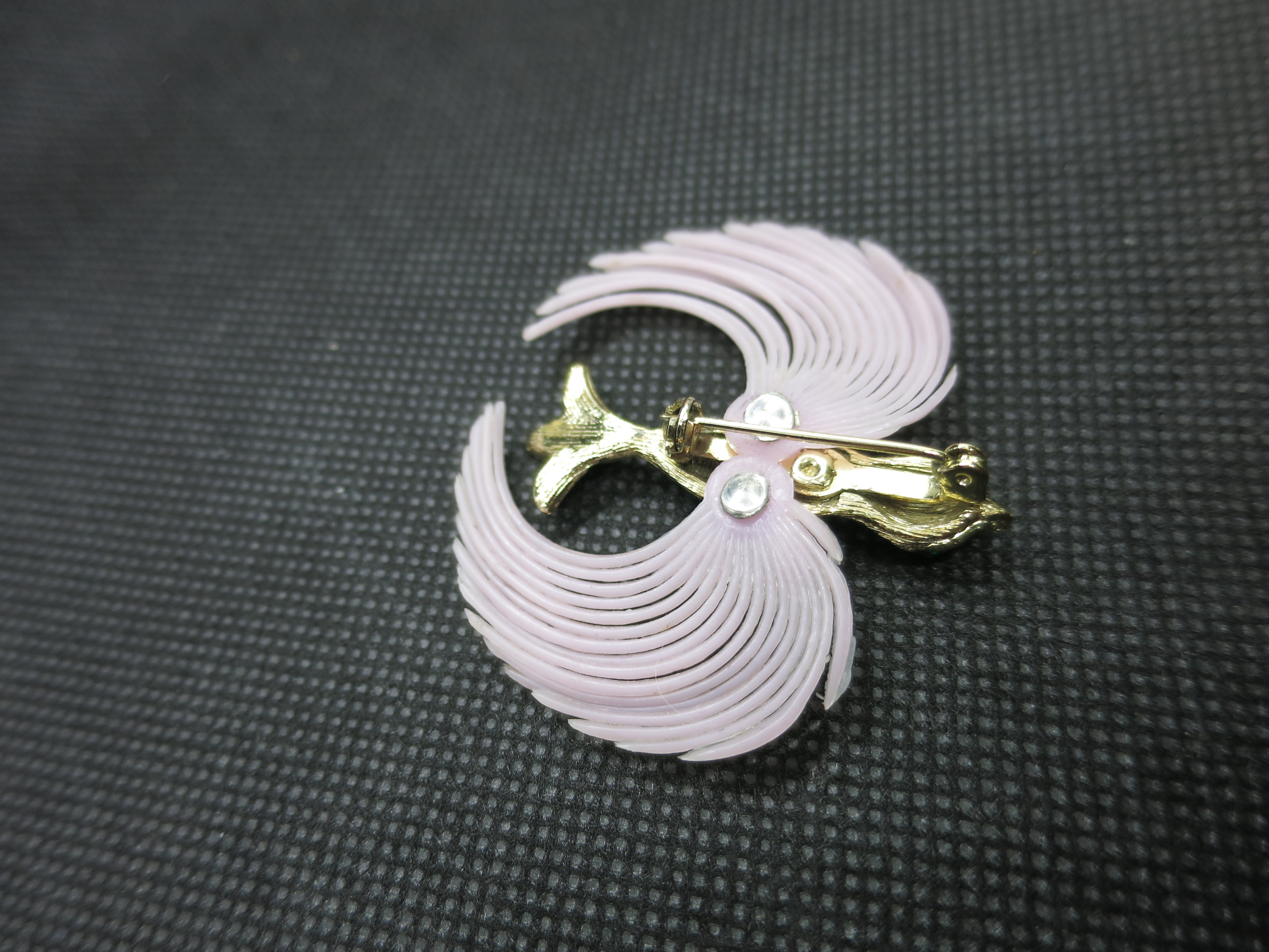 Bird Pin Gold Tone with Green Rhinestone Eyes Pink Plastic Wings