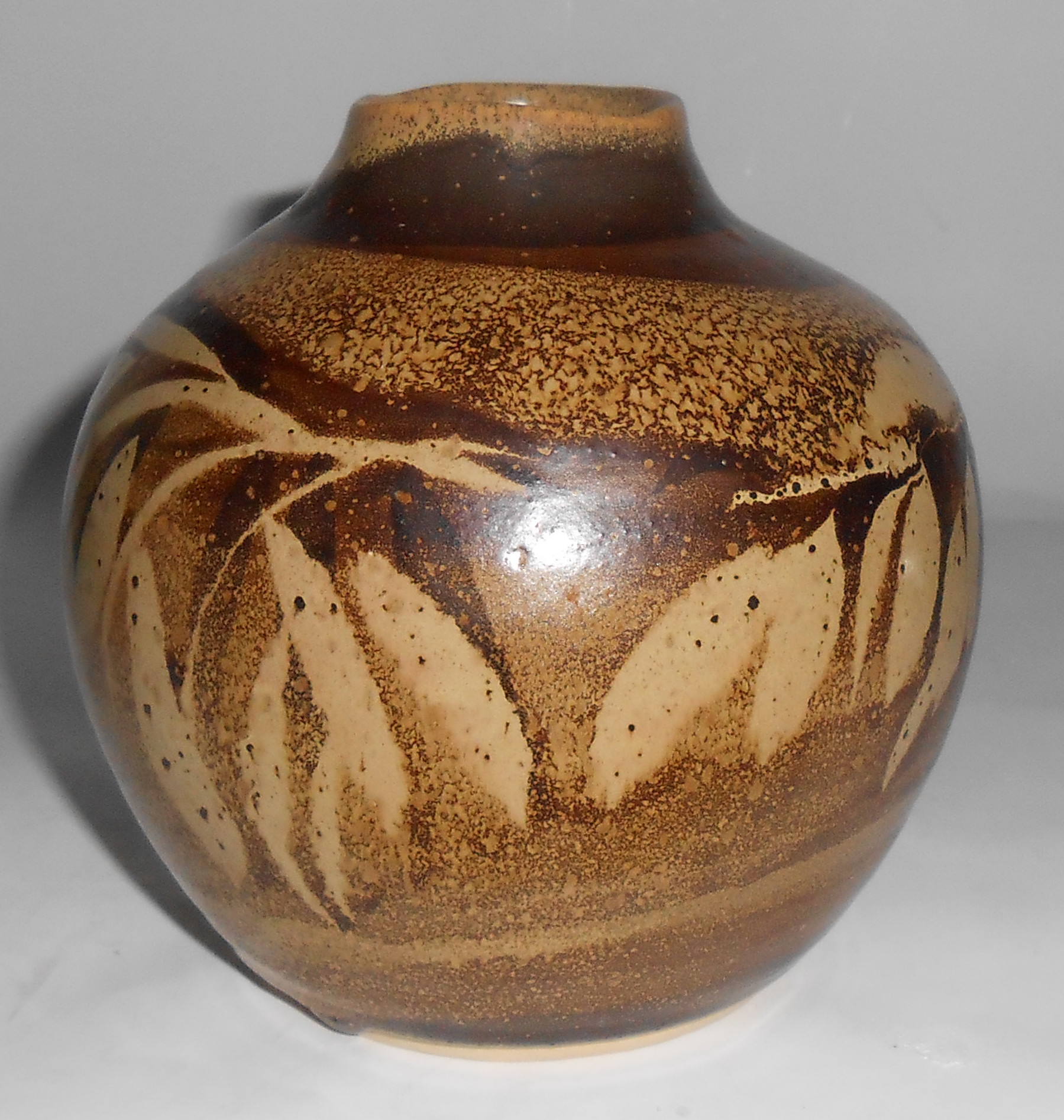 Pacific Stoneware Pottery Bulbous Decorated Vase! MINT