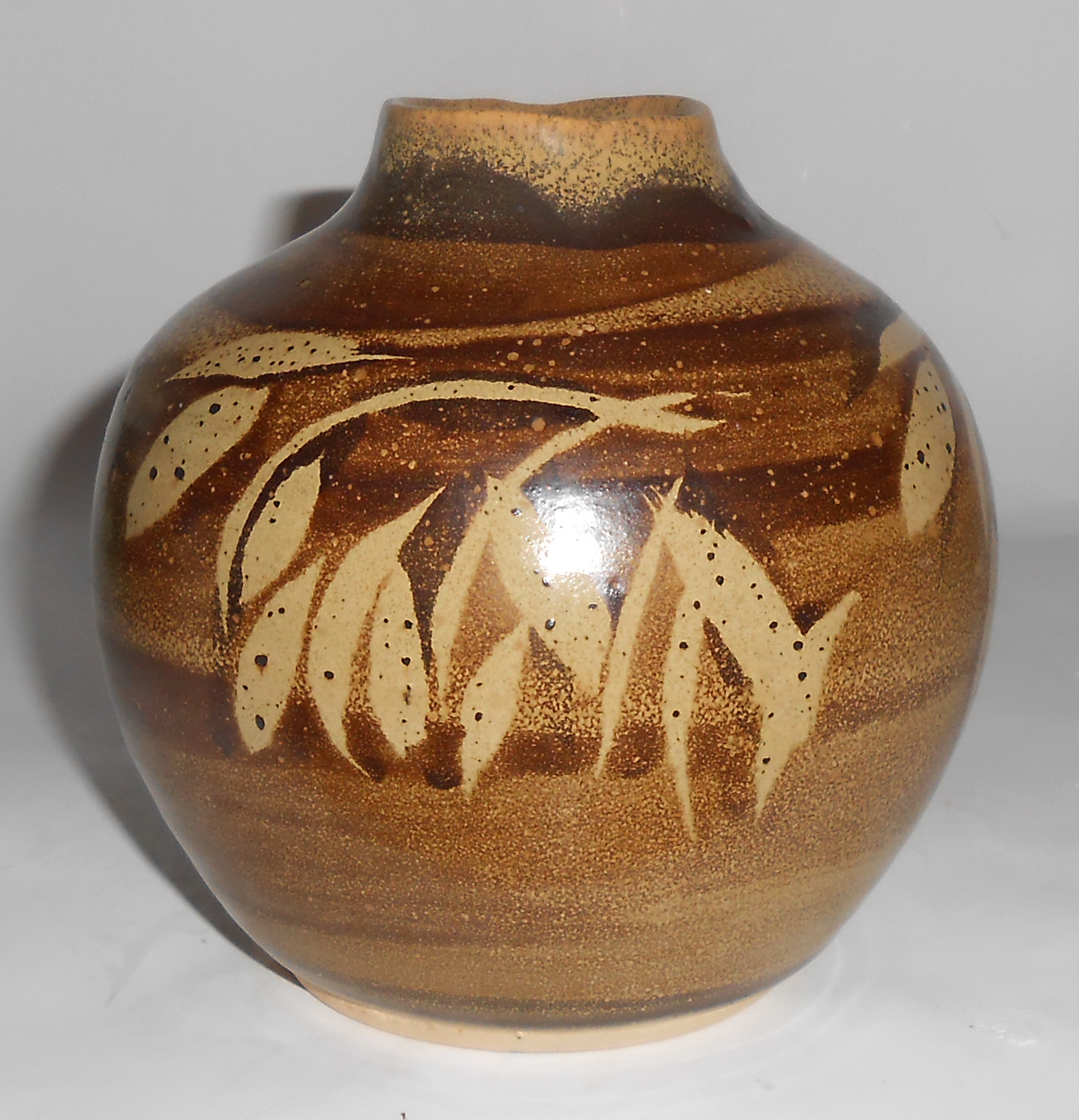 Pacific Stoneware Pottery Bulbous Decorated Vase! MINT
