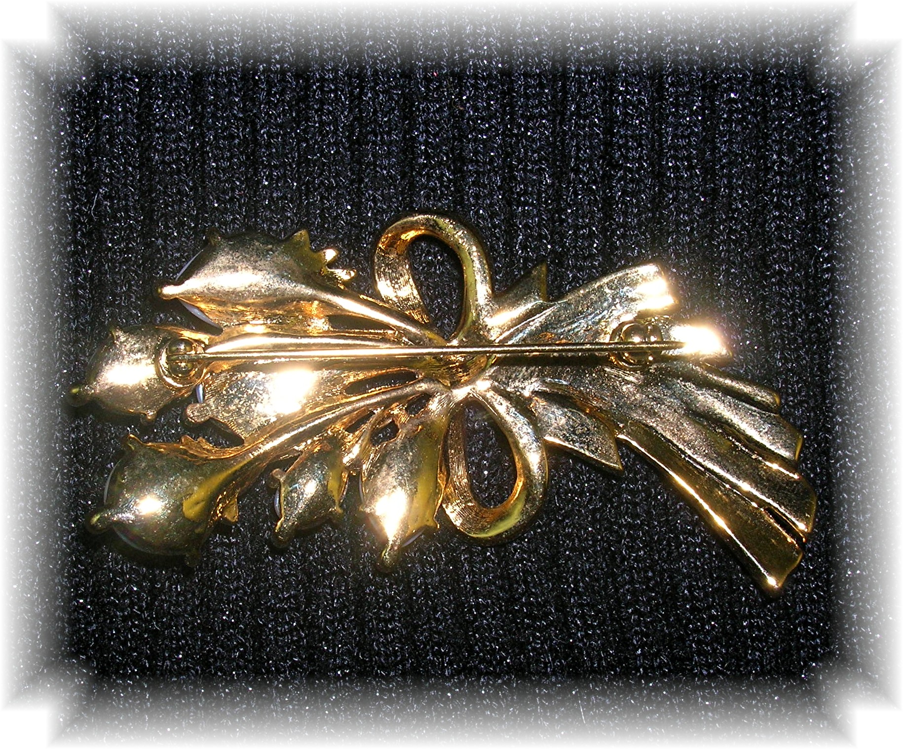 Vintage Goldtone Rhinestone and Faux Pearl Brooch