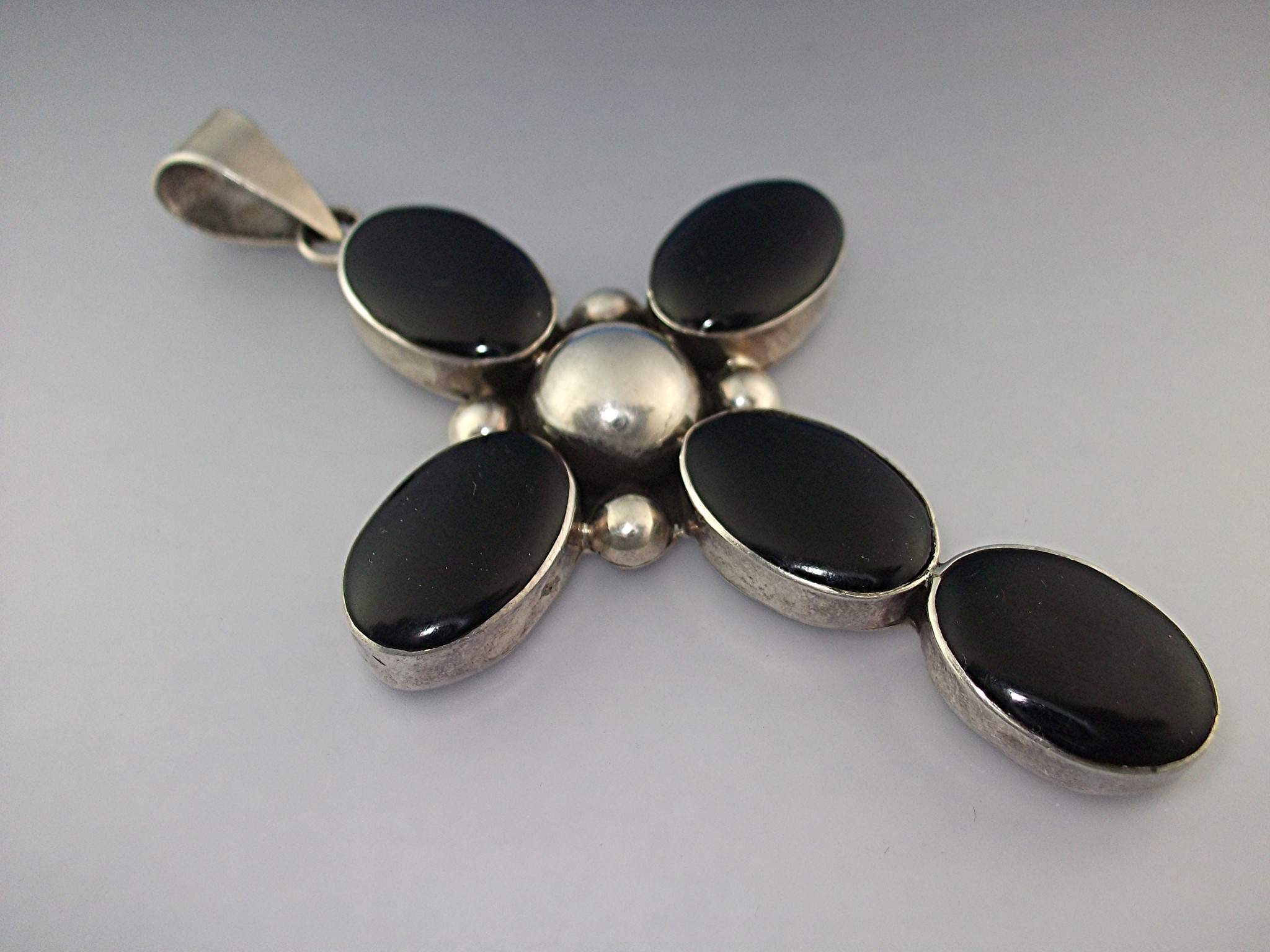 Pendant Sterling Silver Black Onyx Cross Native America