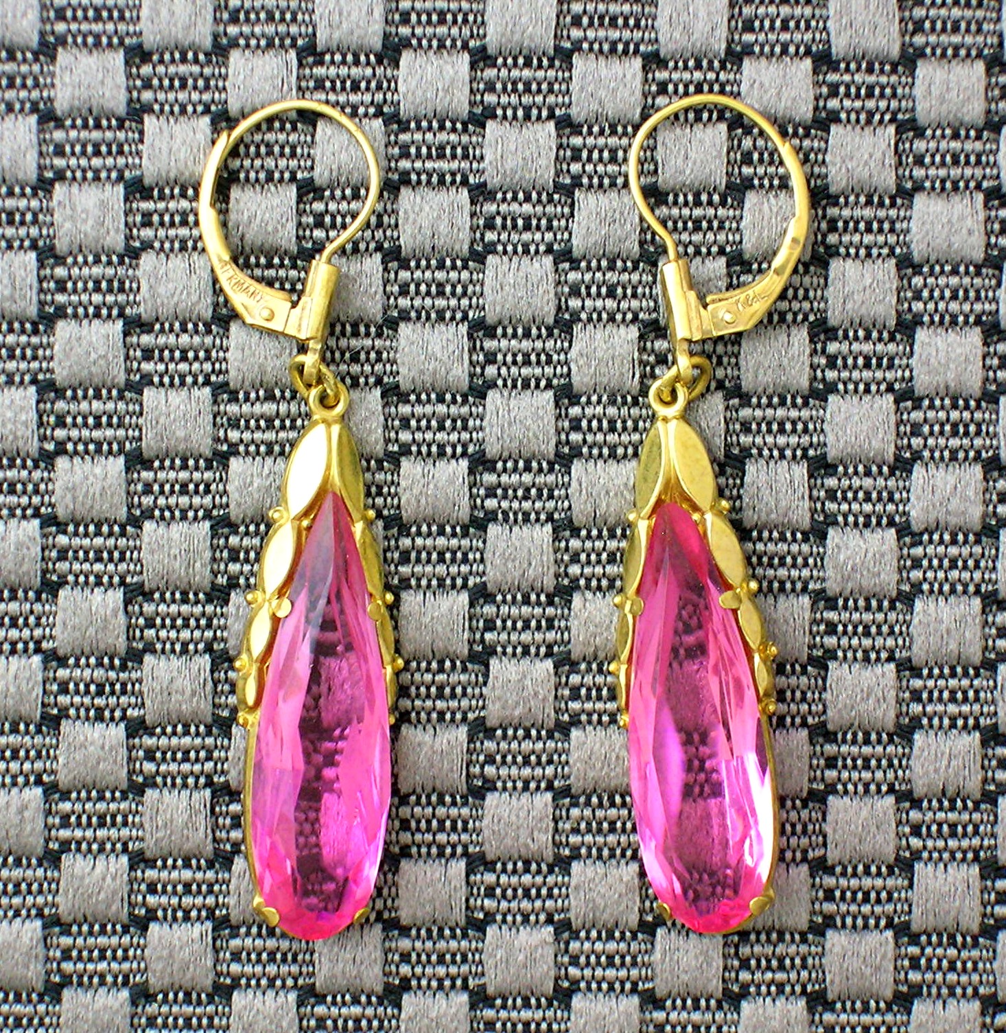 Dangling Bubble Gum Pink German Earrings
