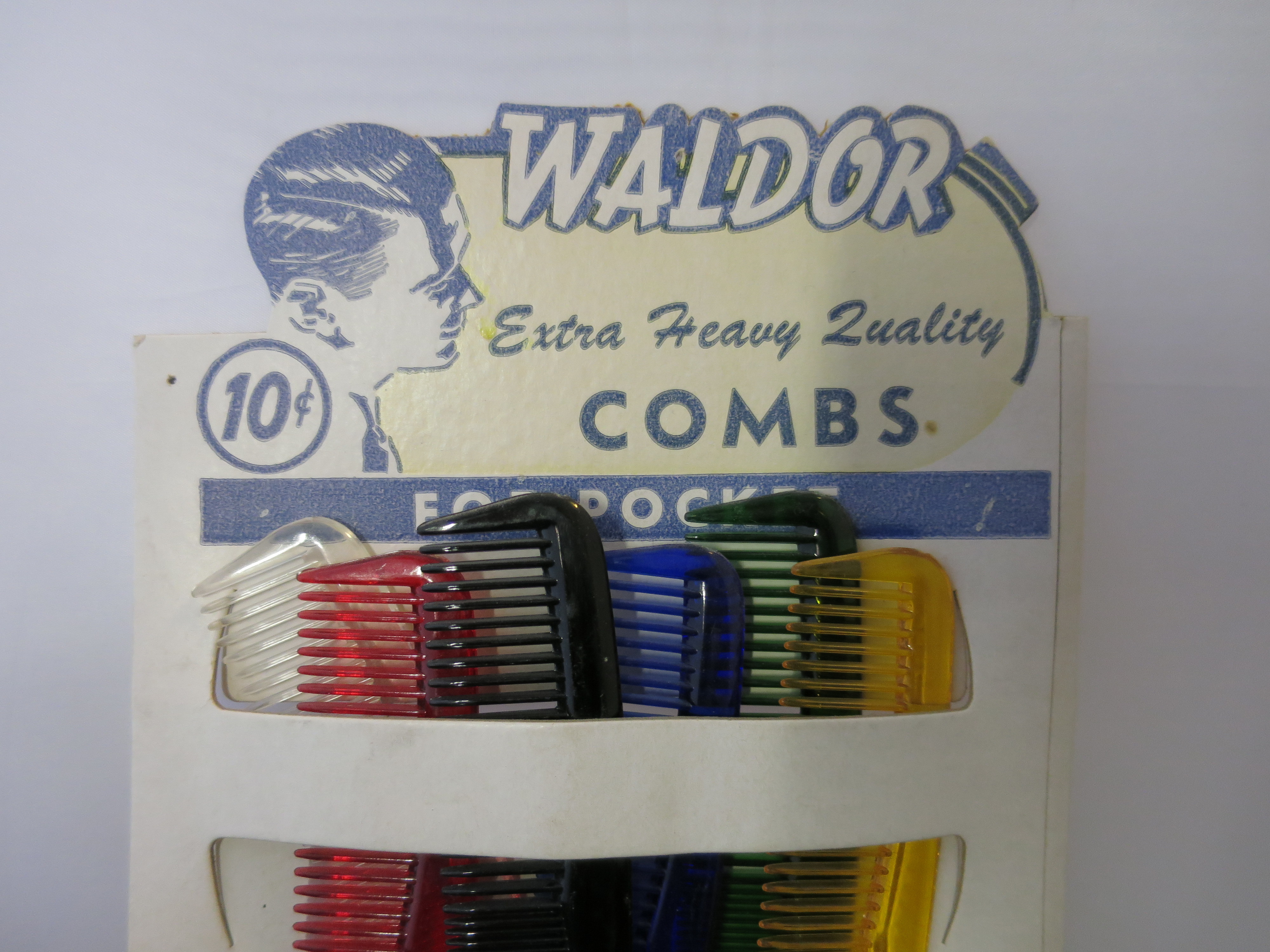 Vintage Waldor Pockets Comb Combs Display New Old Stock