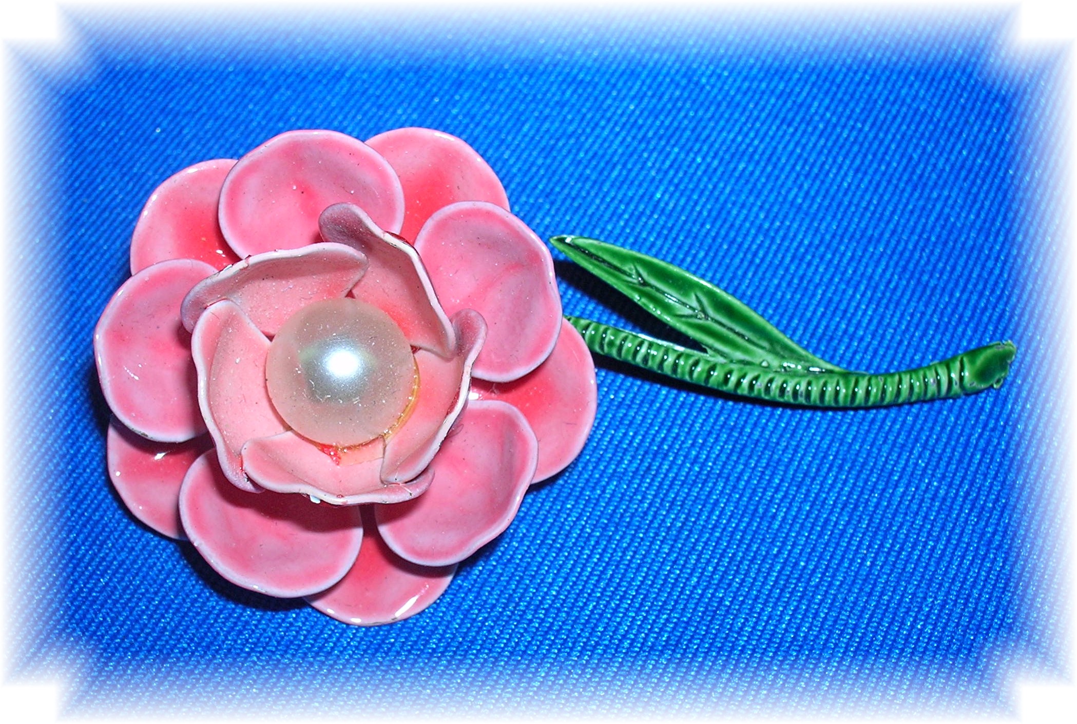 Pink Enamel  Pearl Center Rose Brooch/Pin
