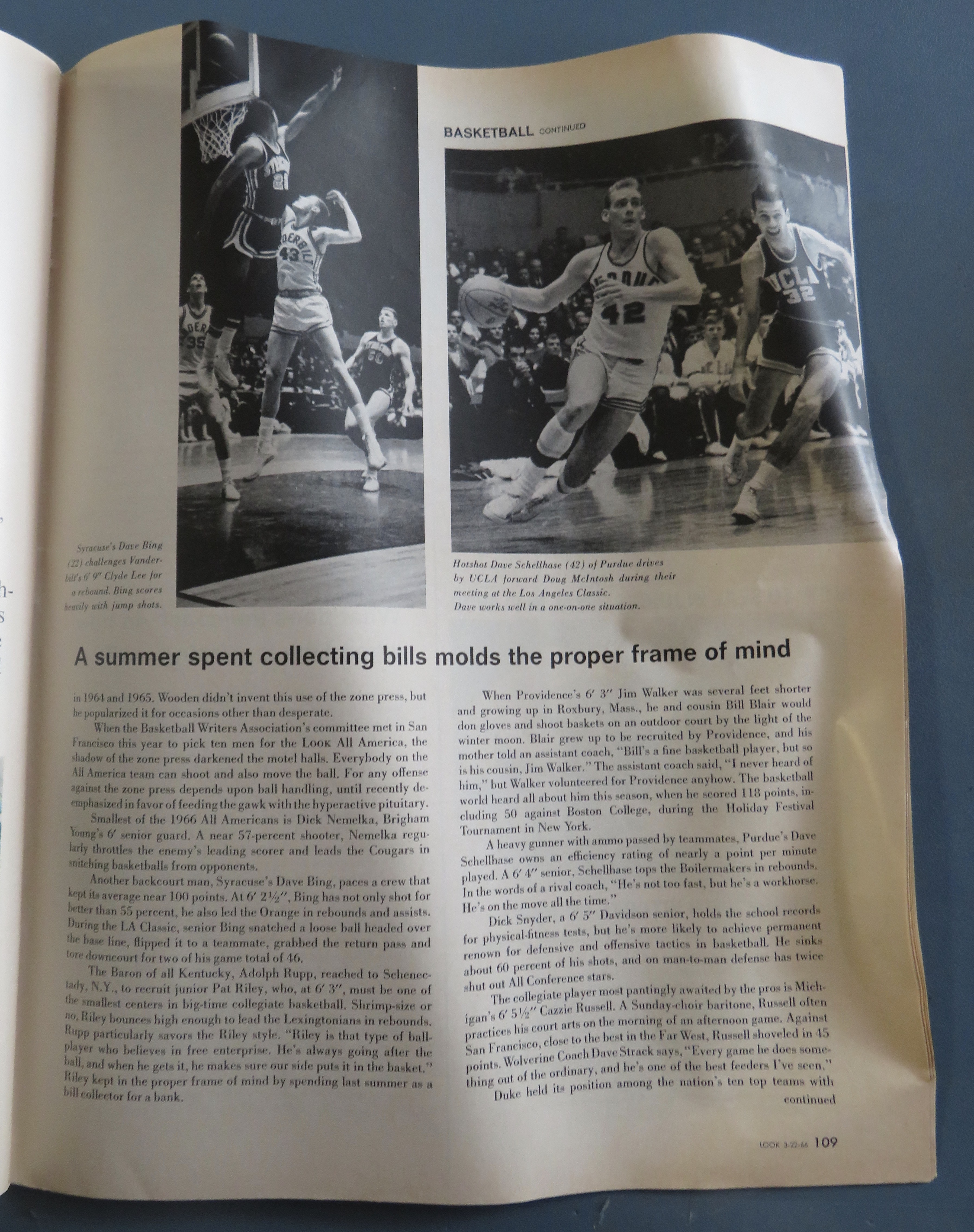 Look Magazine March 22, 1966 Jackie Kennedy Today