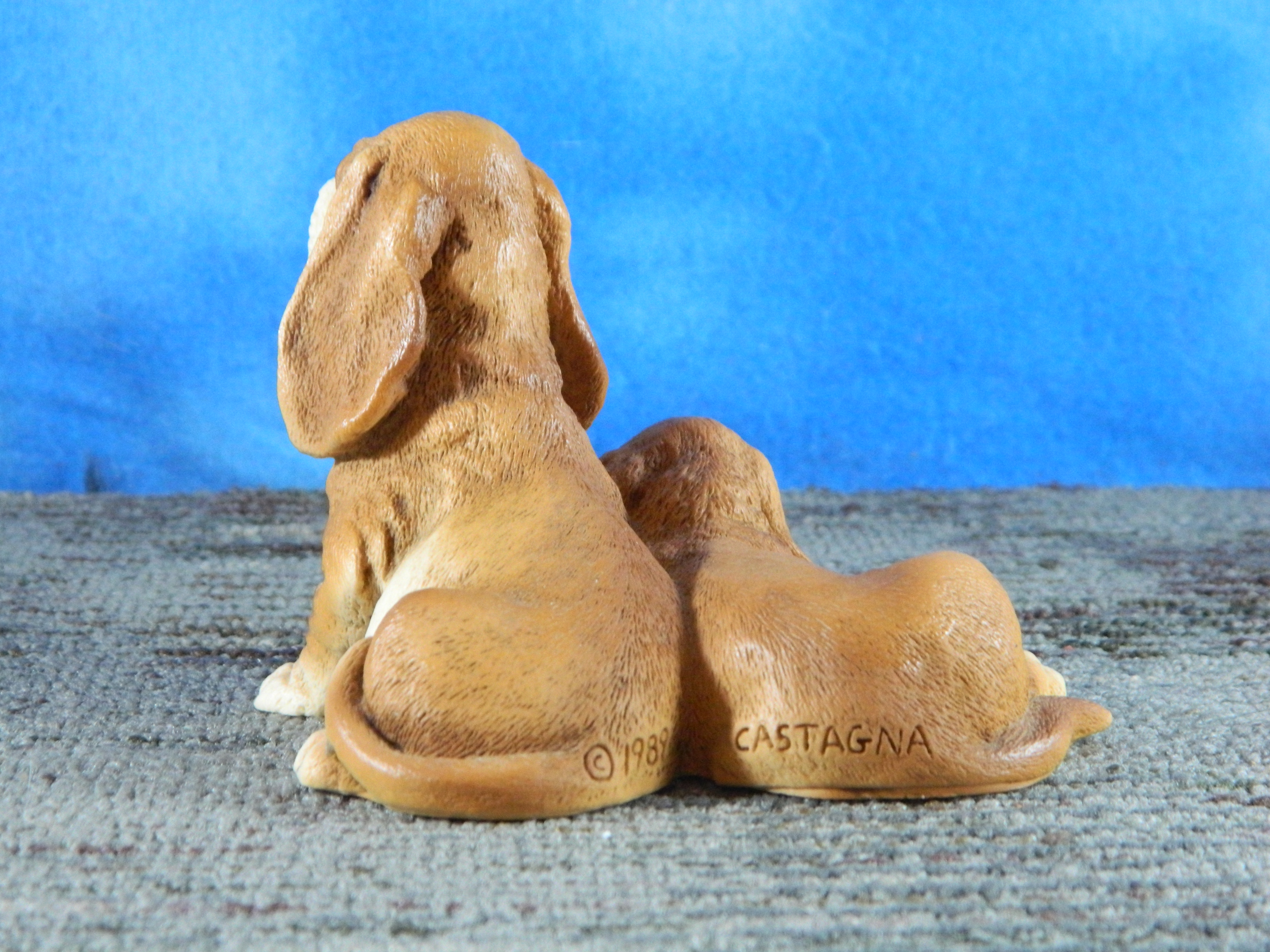 Castagna Italy Alabaster Resin Basset Hound Puppy Pair