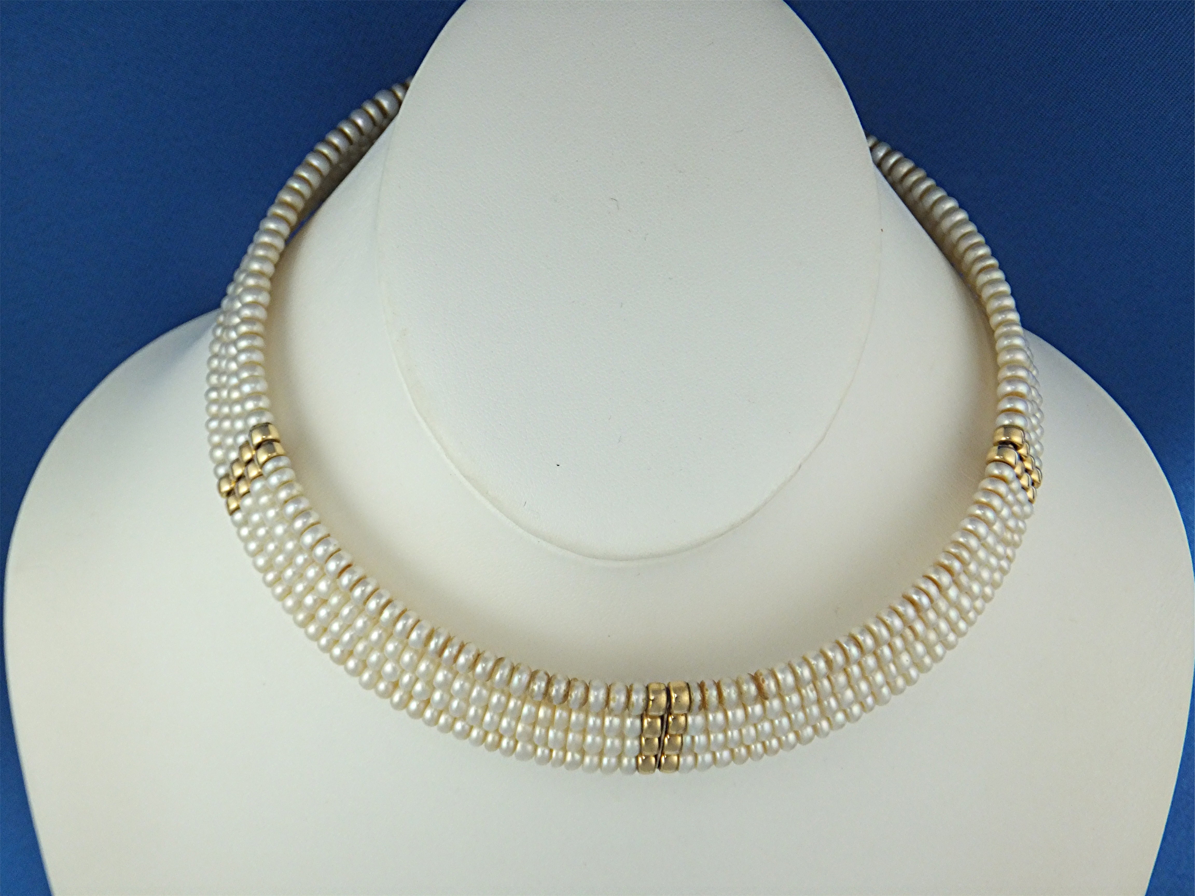 Necklace Freshwater Pearl Collar 4 Row & Gold Beads
