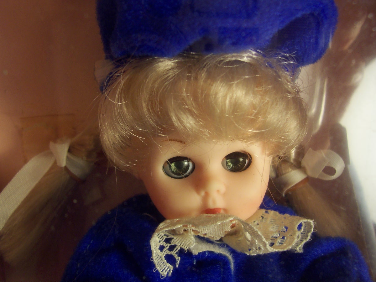 Ginny Vogue Doll Starting School 1988