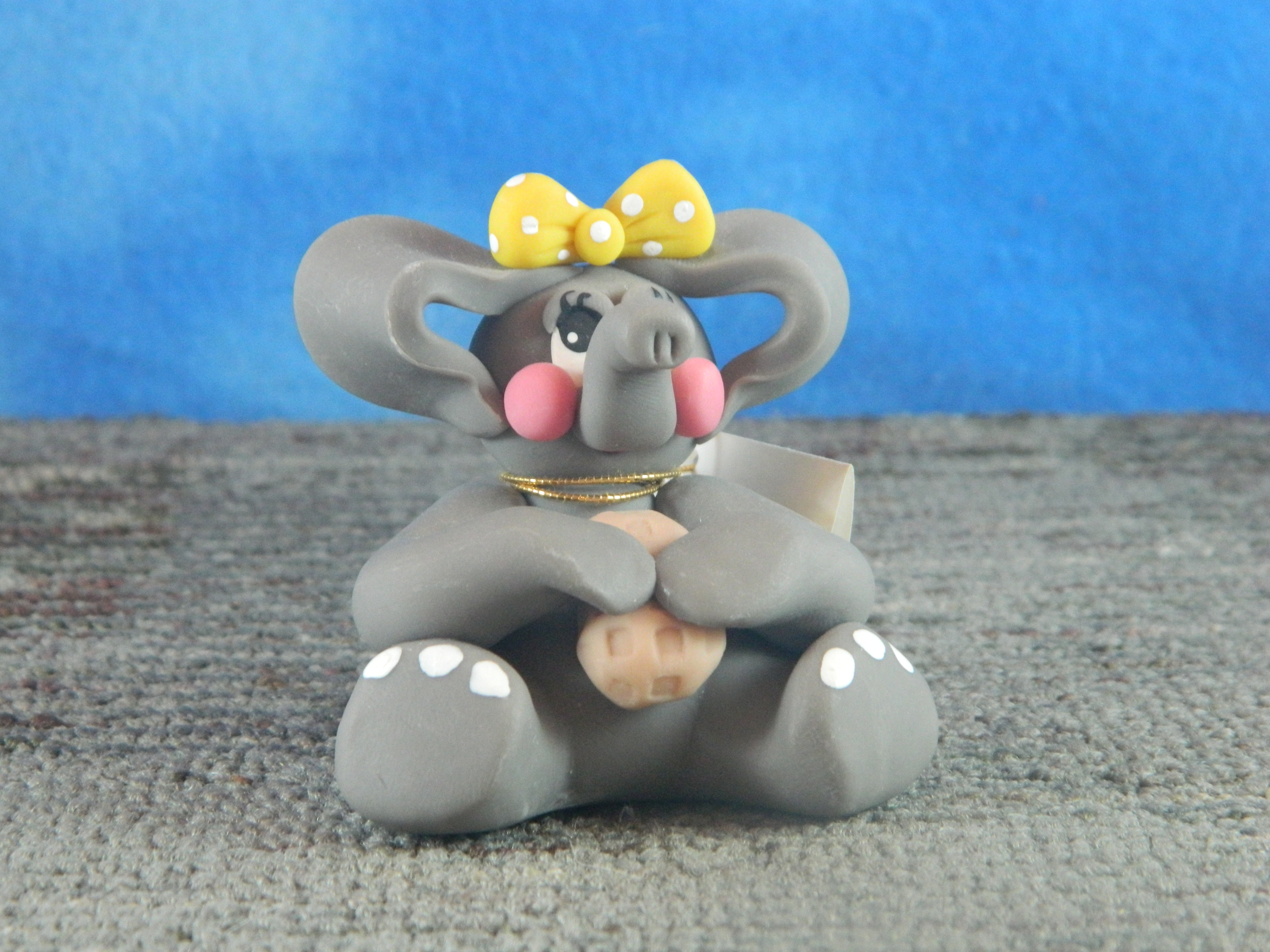 Cecile Elephant with yellow Bow