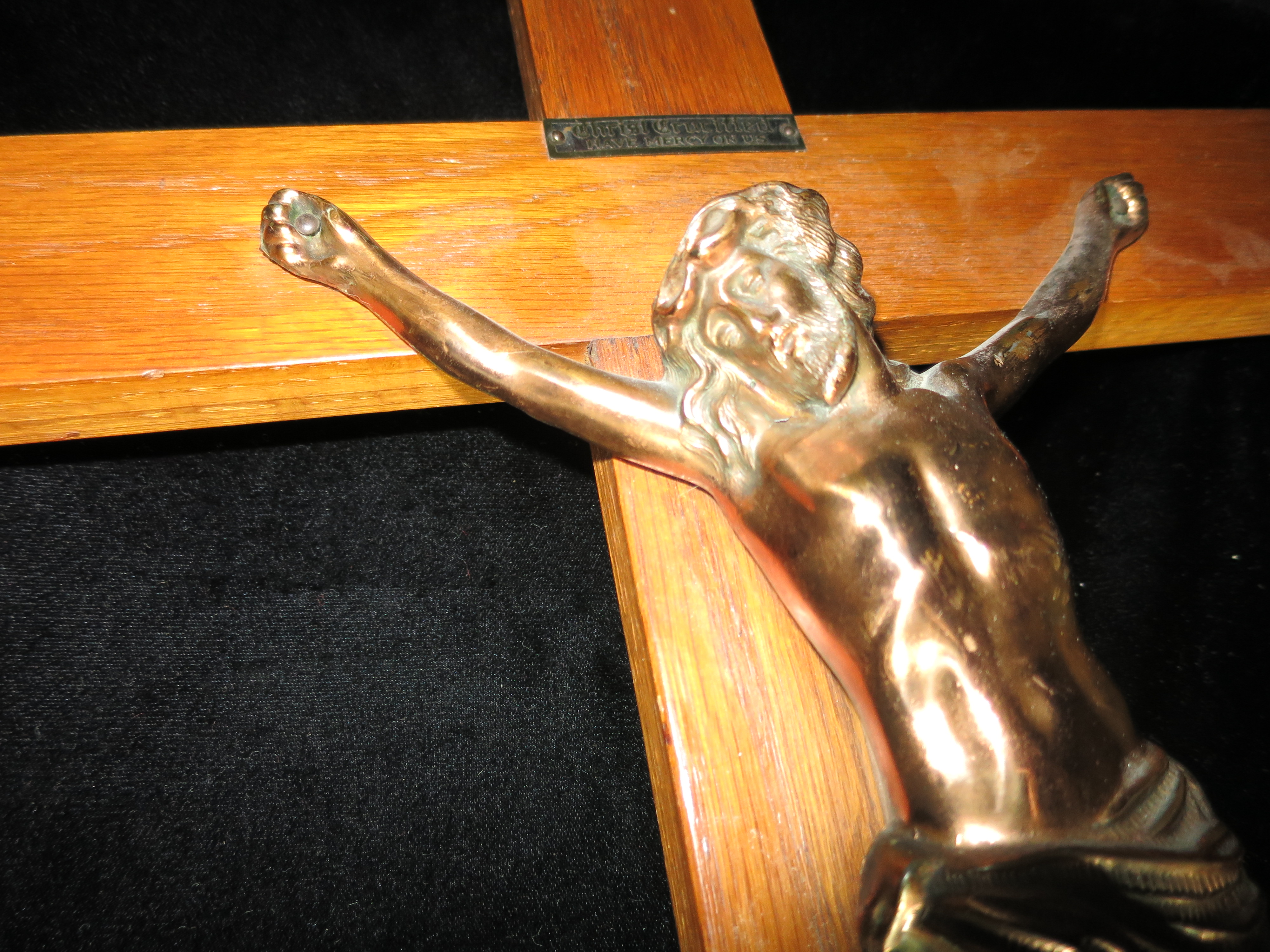 Crucifix Copper Bronzed Jesus Christ on Oak Cross 29 in