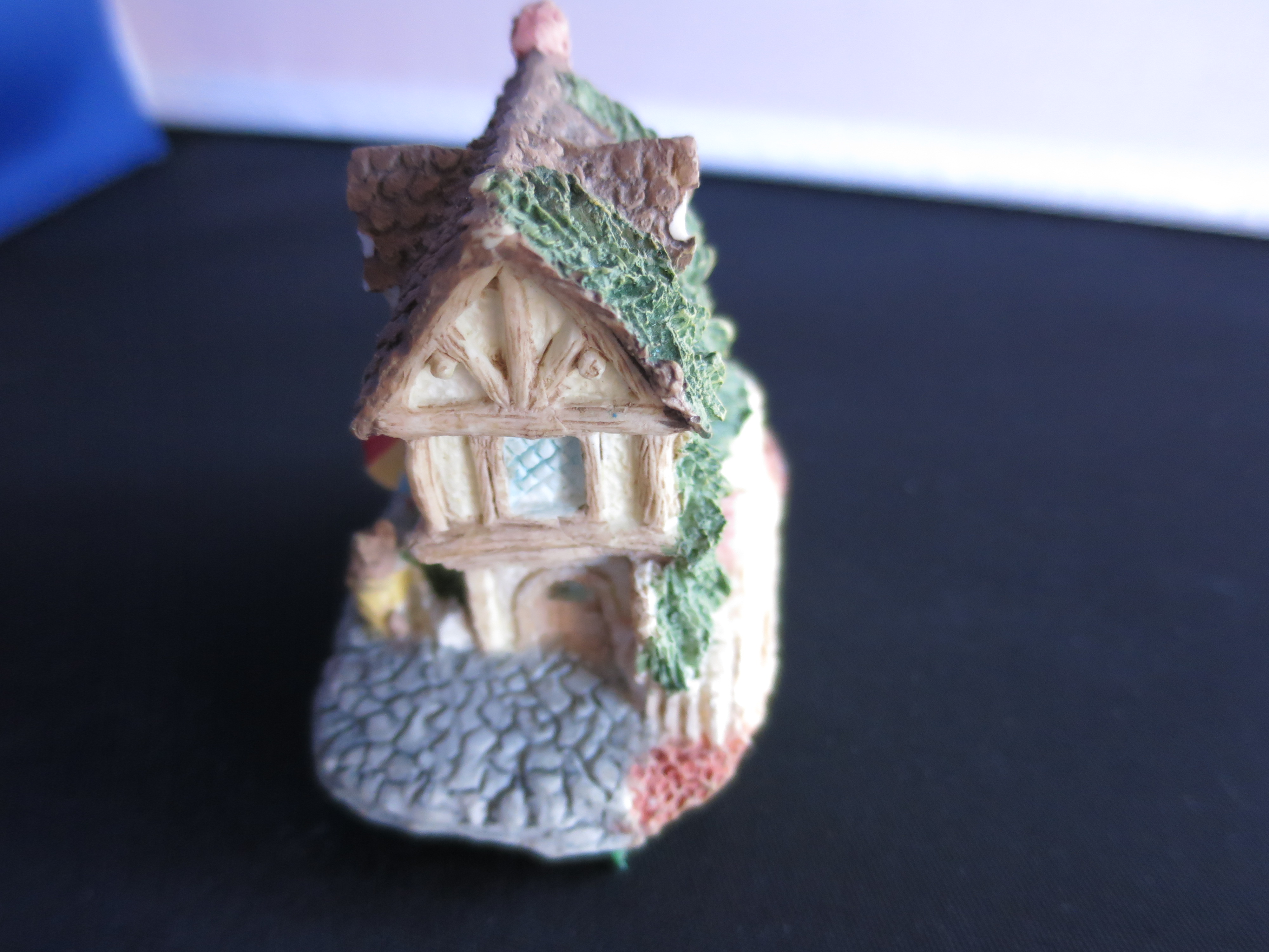 Miniature House Bunny Rabbit Umbrella Figurine