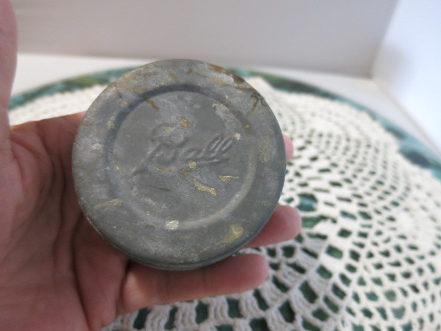 Ball White Glass lined Screw Canning Jar lid