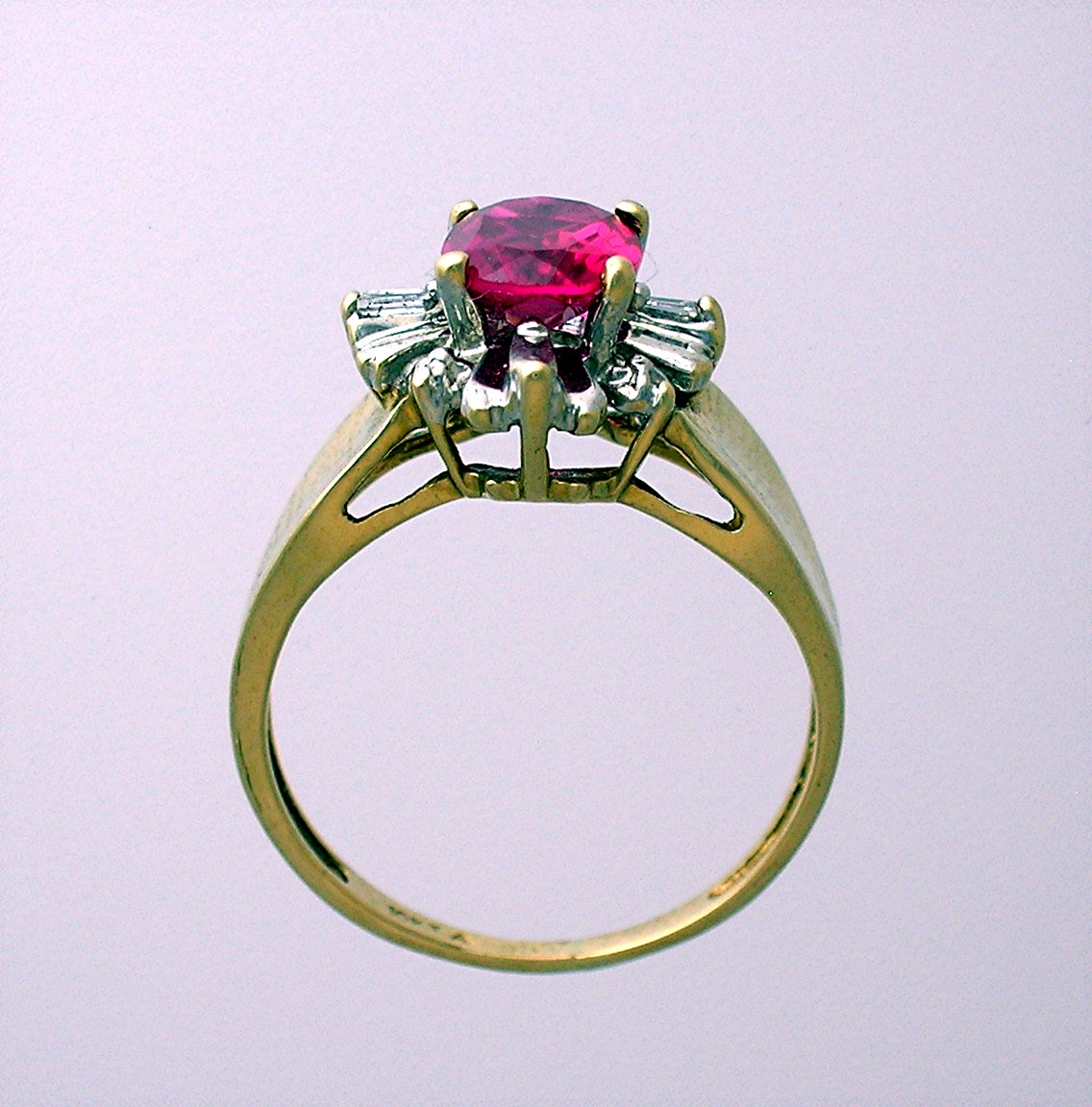 Ring 10K Yellow Gold 1ct Lab Ruby Diamond