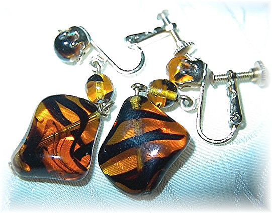 Black / Gold Glass Chain Link Necklace & Earr