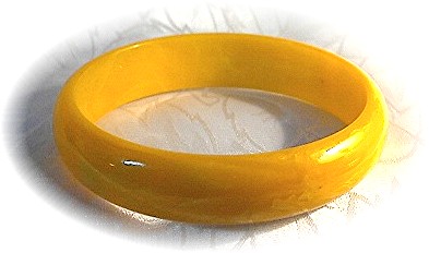Bakelite Yellow Gold Bangle Bracelet
