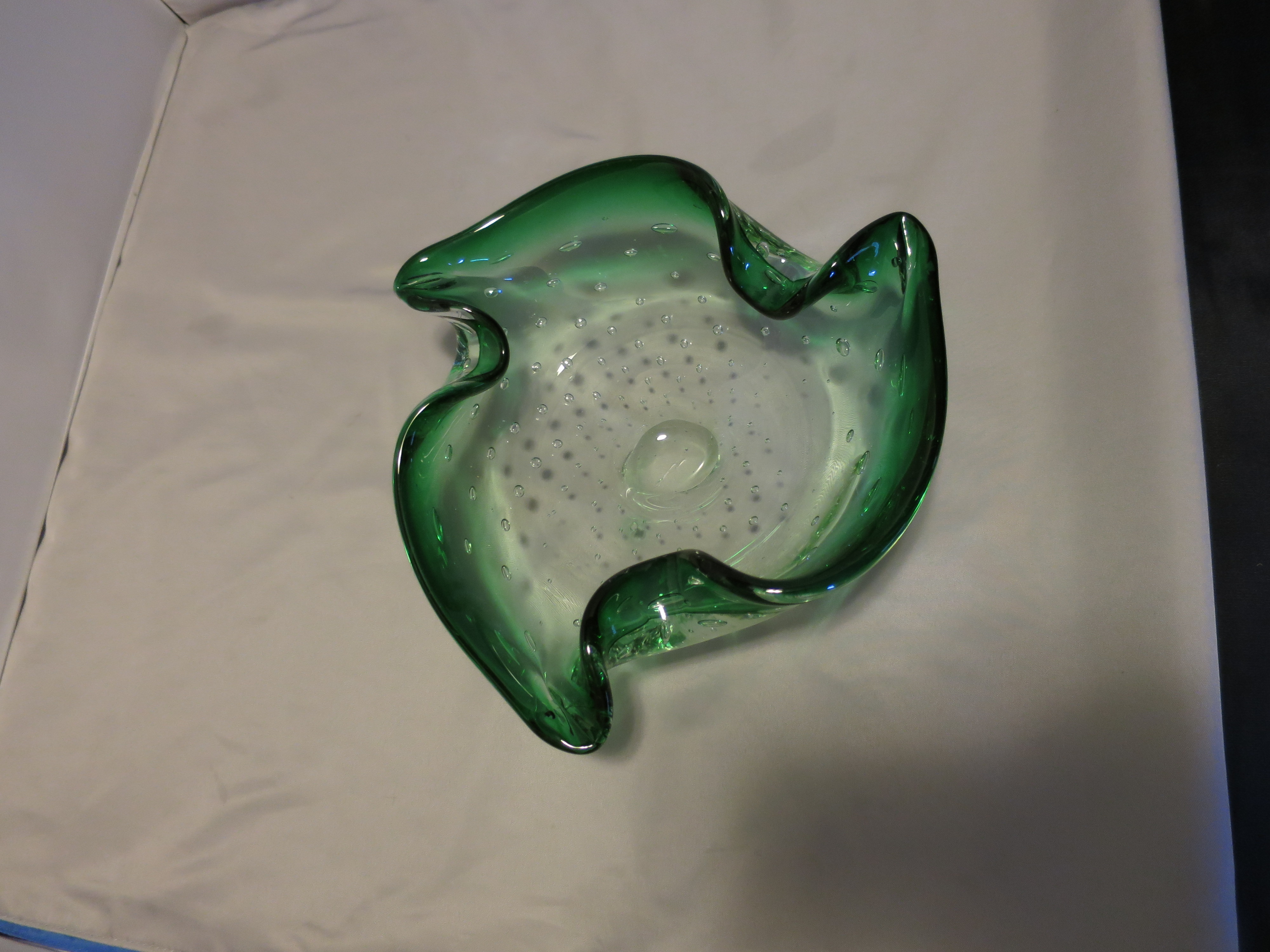Murano Art Glass Green Cigar Ashtray with Air Bubbles
