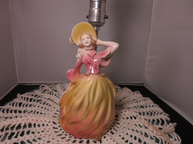 Vintage Victorian Bonnet Lady Lamp Porcelain Leviton Electric