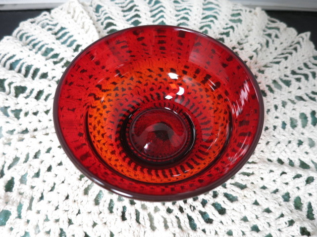 Vintage Viking Glass Ruby Amberina 5 inch bowl