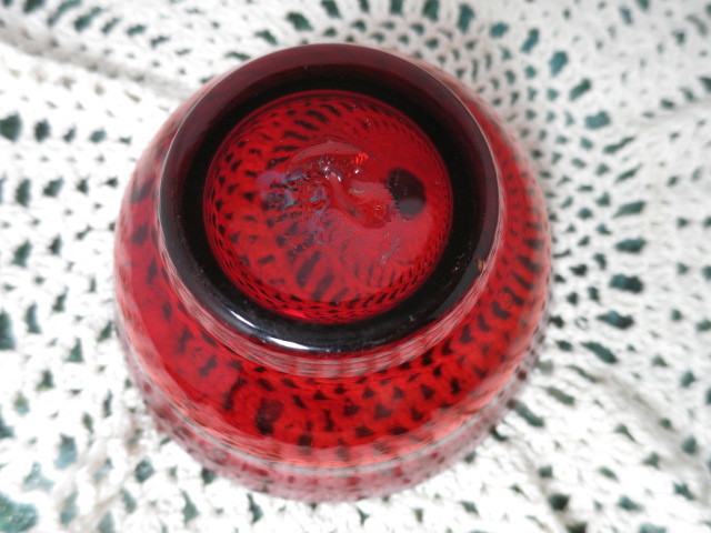 Vintage Viking Glass Ruby Amberina 5 inch bowl