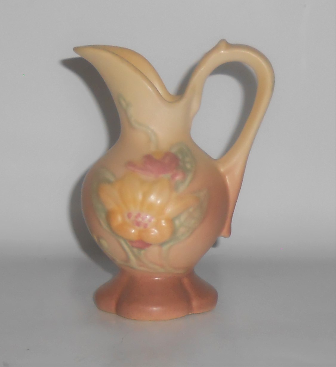 Hull Pottery Magnolia Matte #14 Ewer