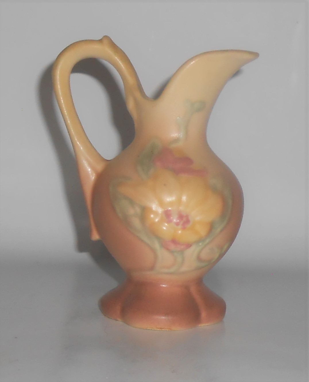 Hull Pottery Magnolia Matte #14 Ewer