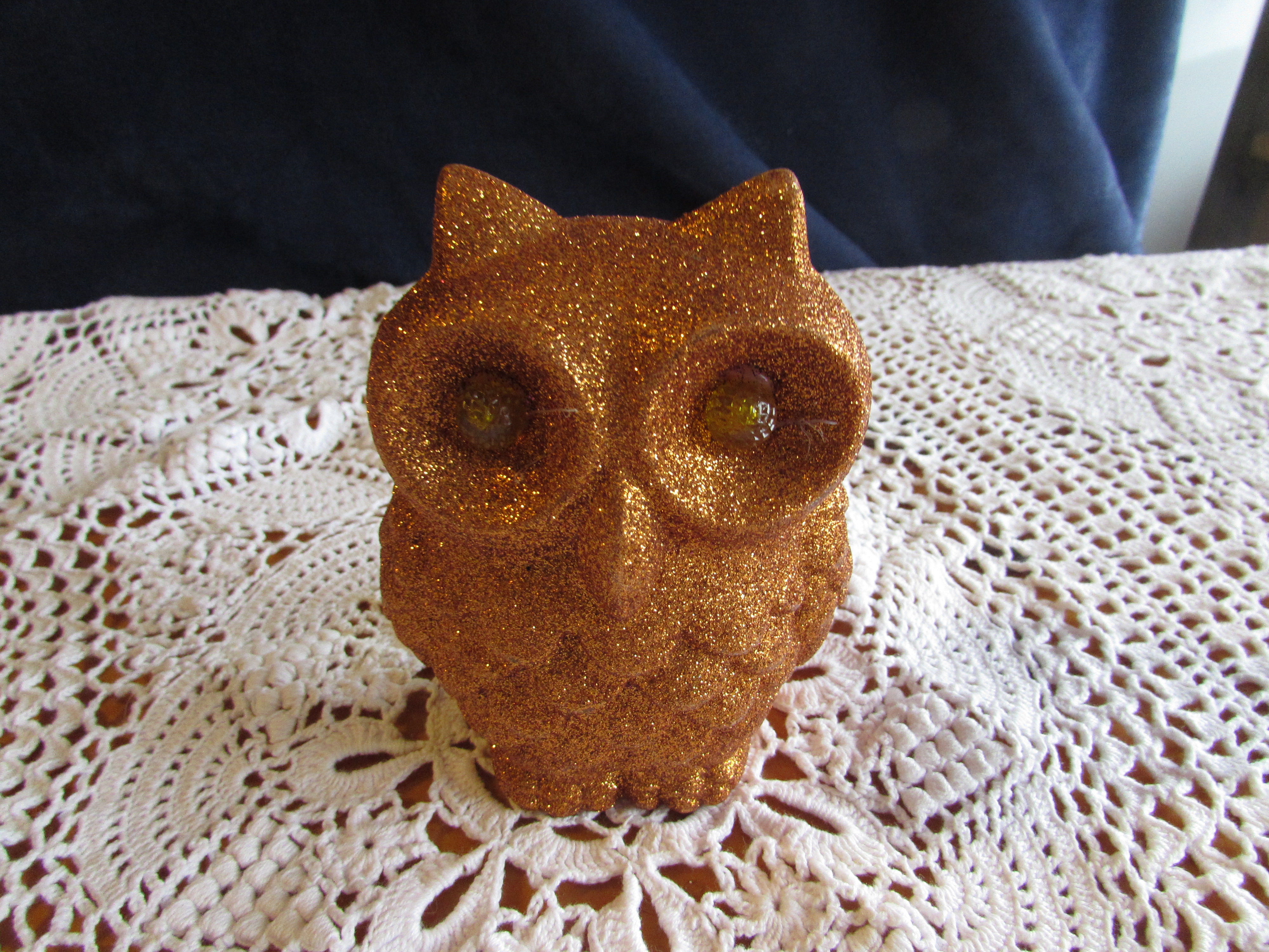 Light Up Blinking Eye Owl battery operated light