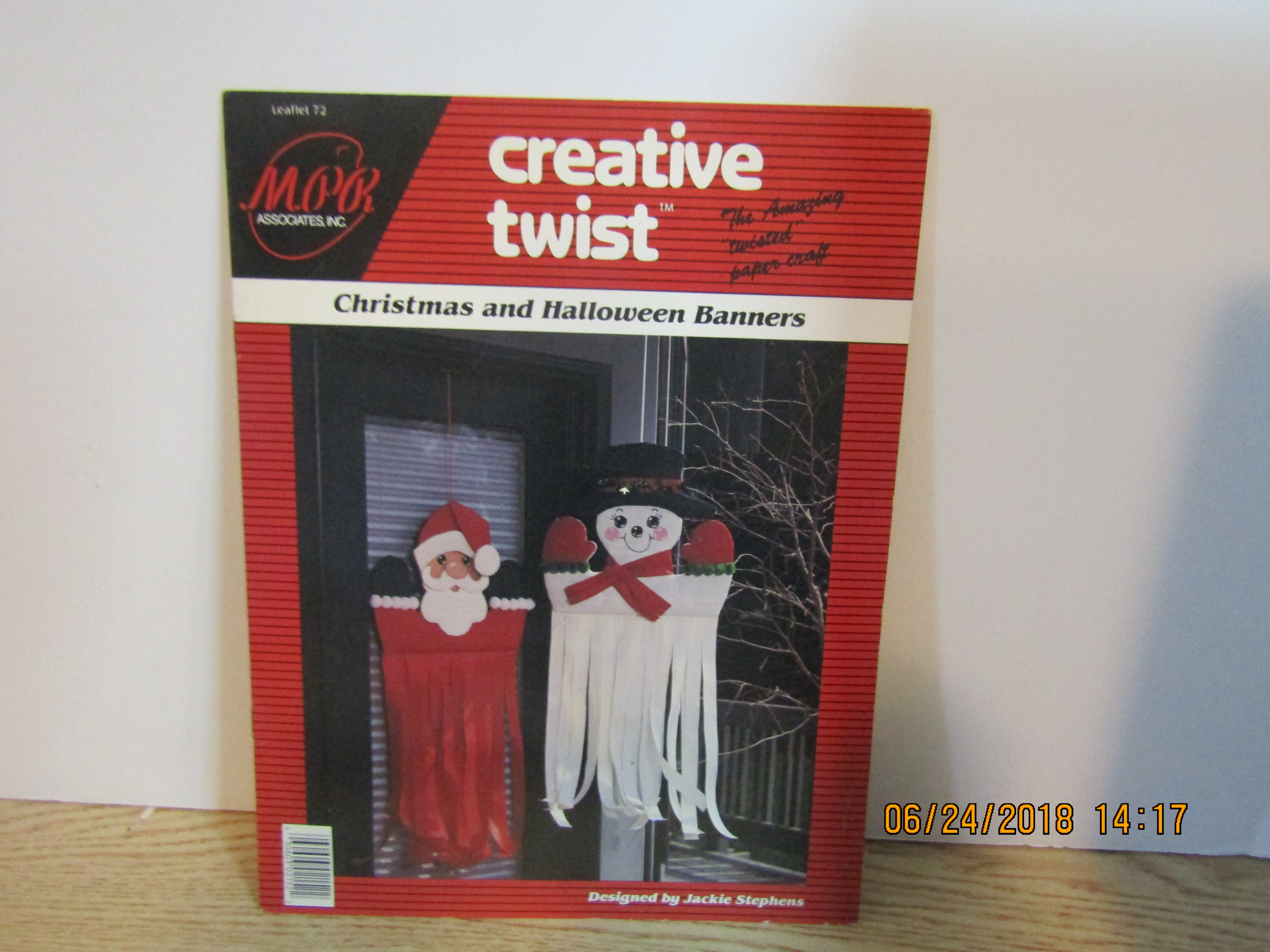 Creative Twist Craft Book Christmas & Halloween Banners