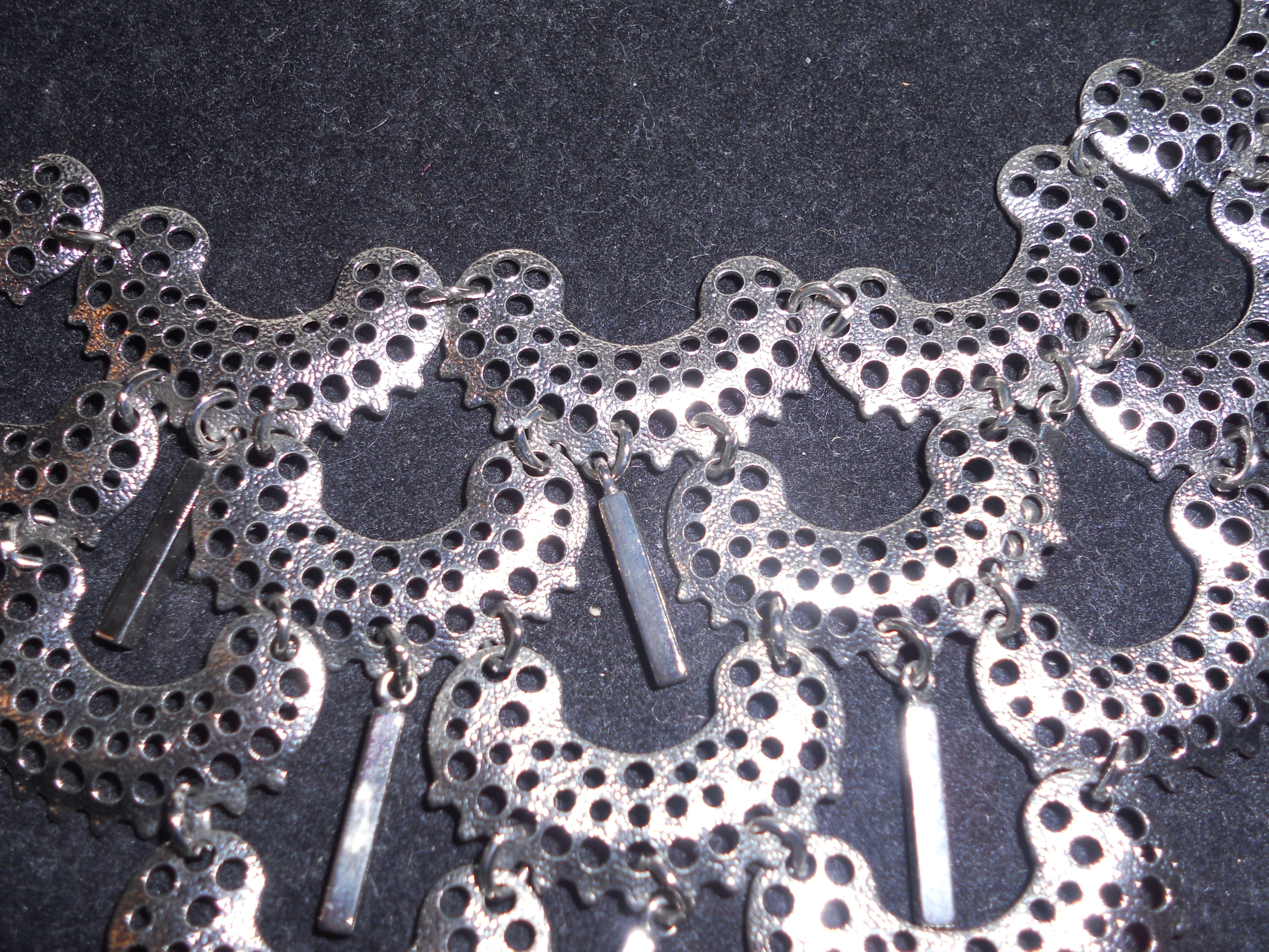 Sarah Coventry Necklace  Earring Set