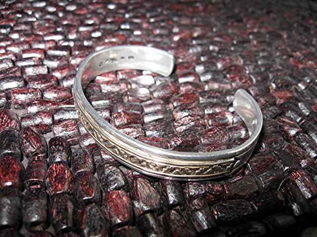 Navajo 14K Gold Sterling Silver Melvin Nesuse Cuff